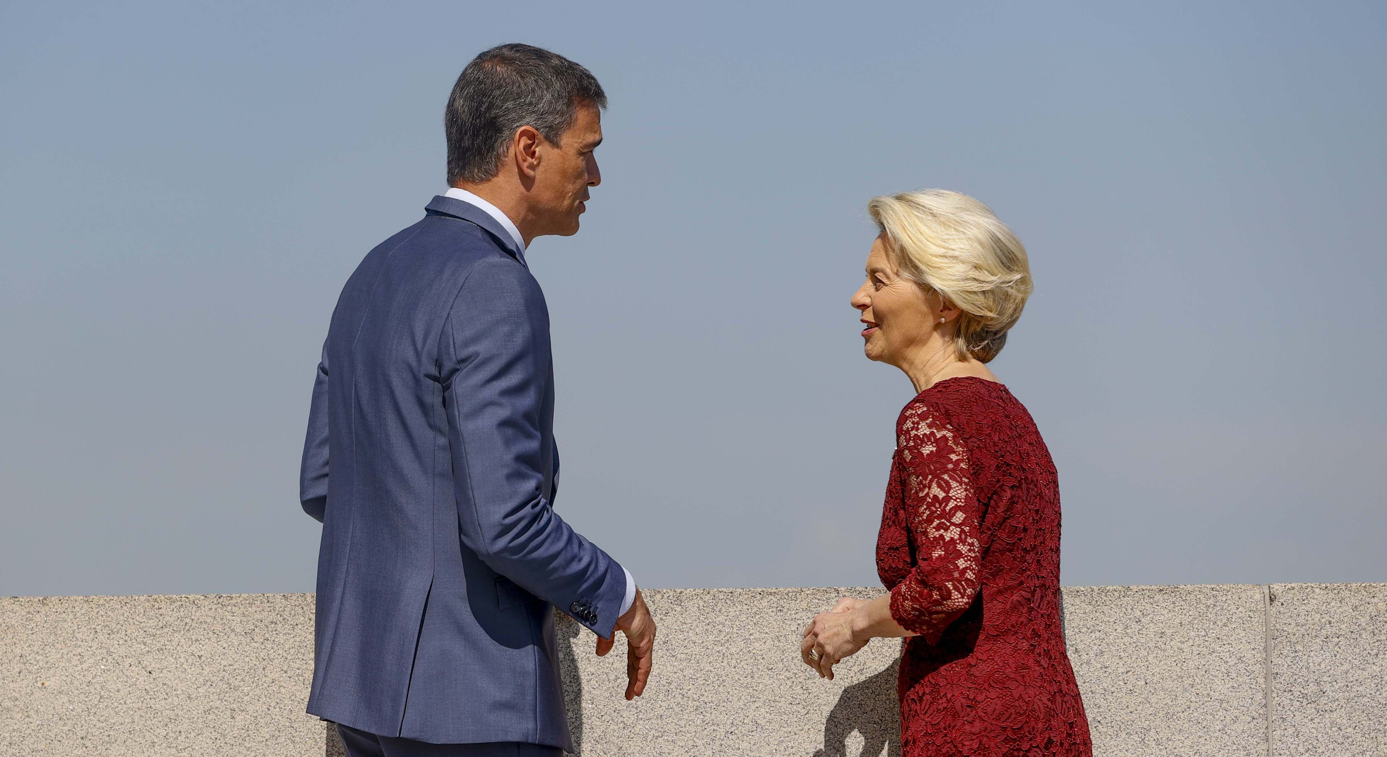 El presidente del Gobierno, Pedro Sánchez y la presidenta de la Comisión Europea, Ursula von der Leyen