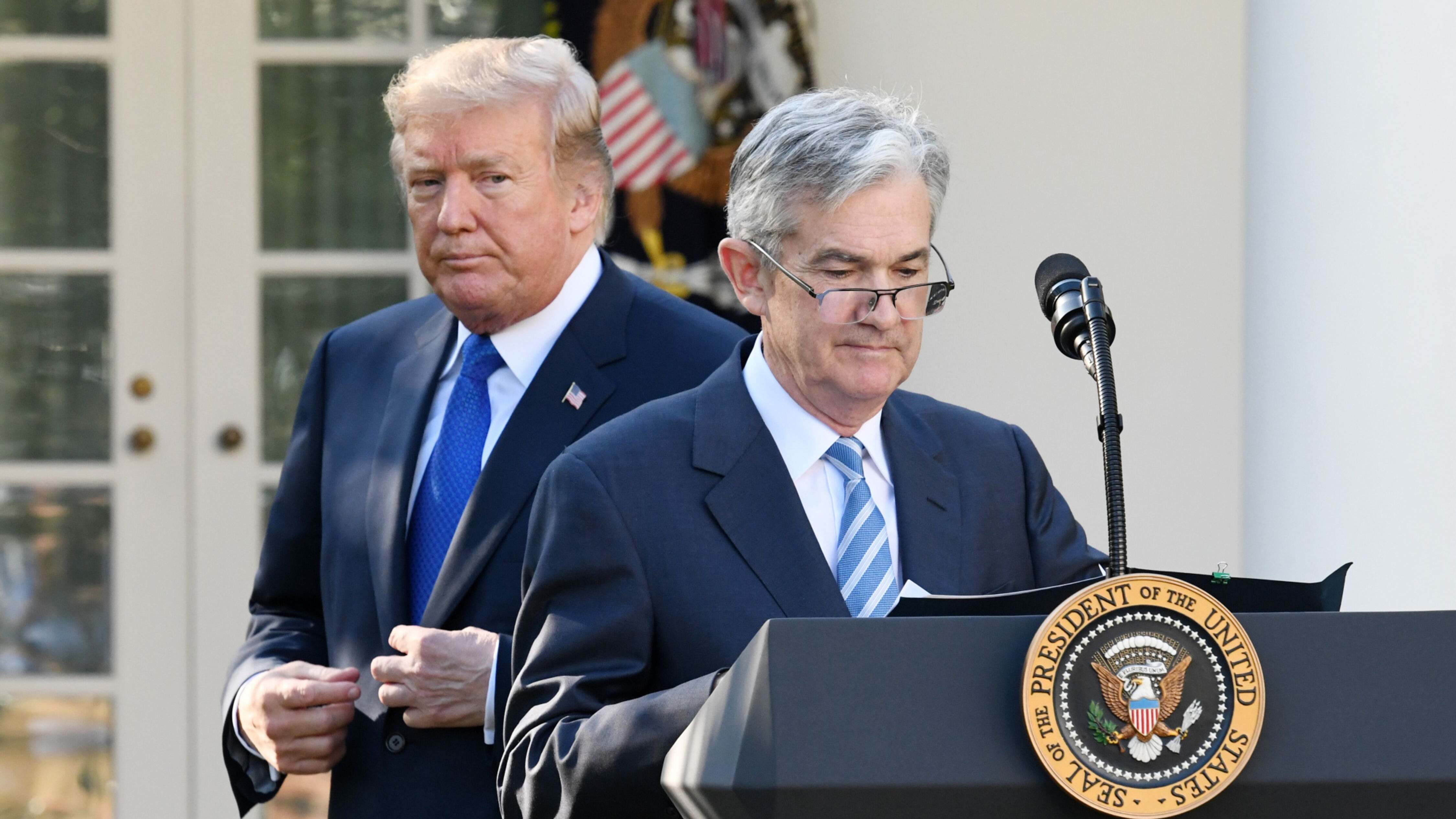Donald Trump y Jerome Powell