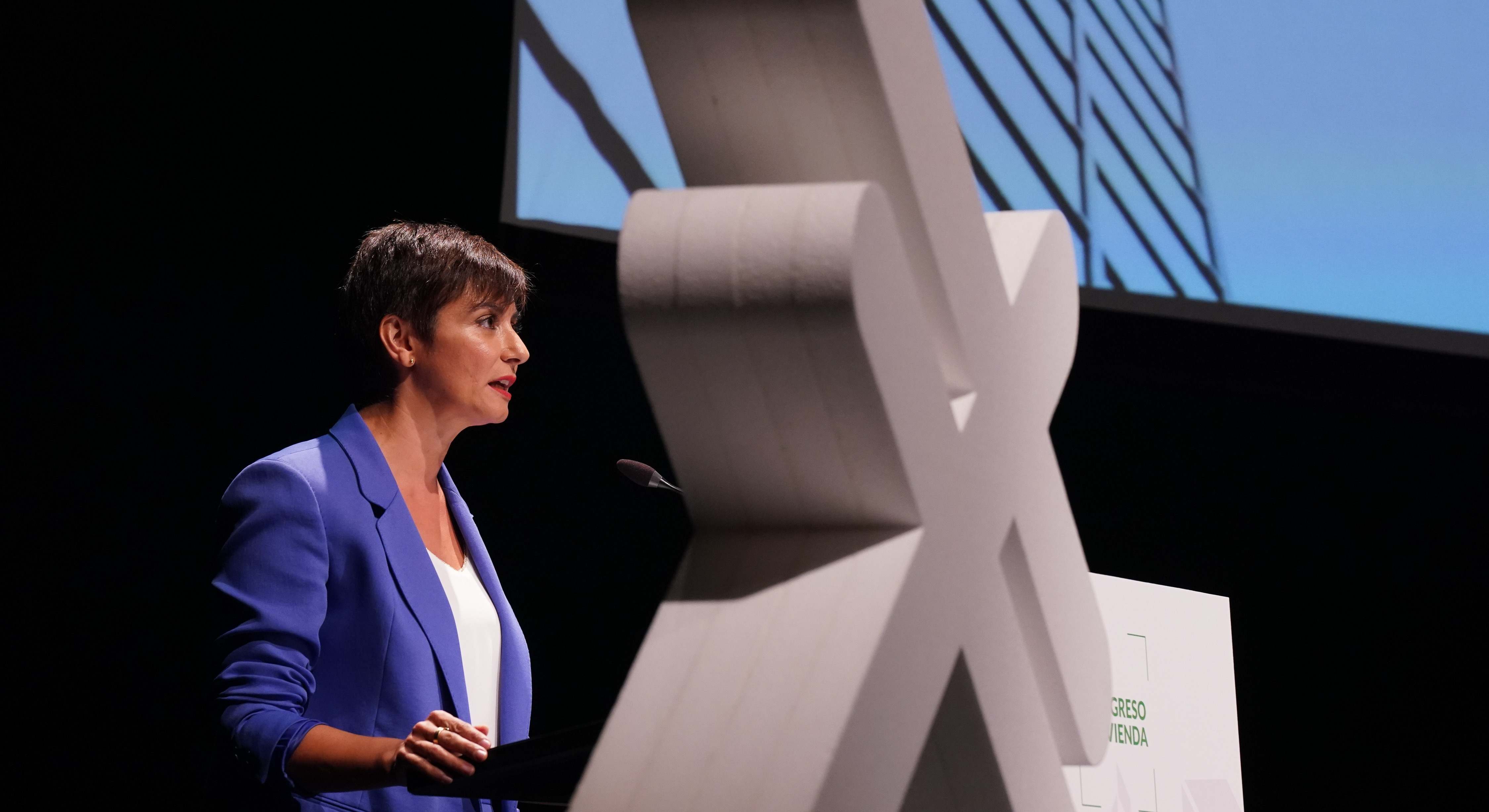La Ministra de Vivienda y Agenda Urbana, Isabel Rodríguez, interviene en el IV Congreso Nacional de Vivienda.