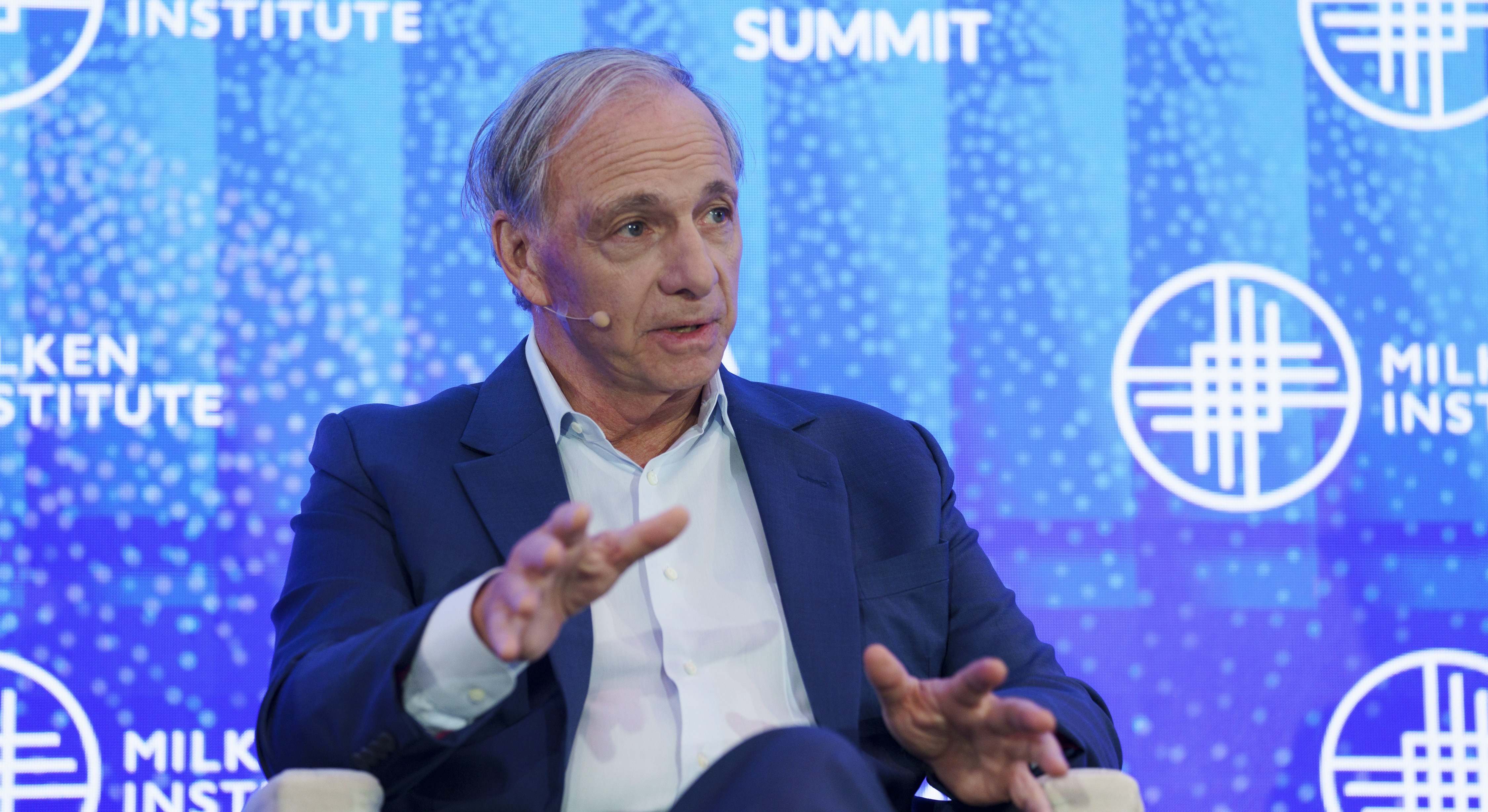 Ray Dalio, durante la Cumbre de Asia del Instituto Milken (Bloomberg)
