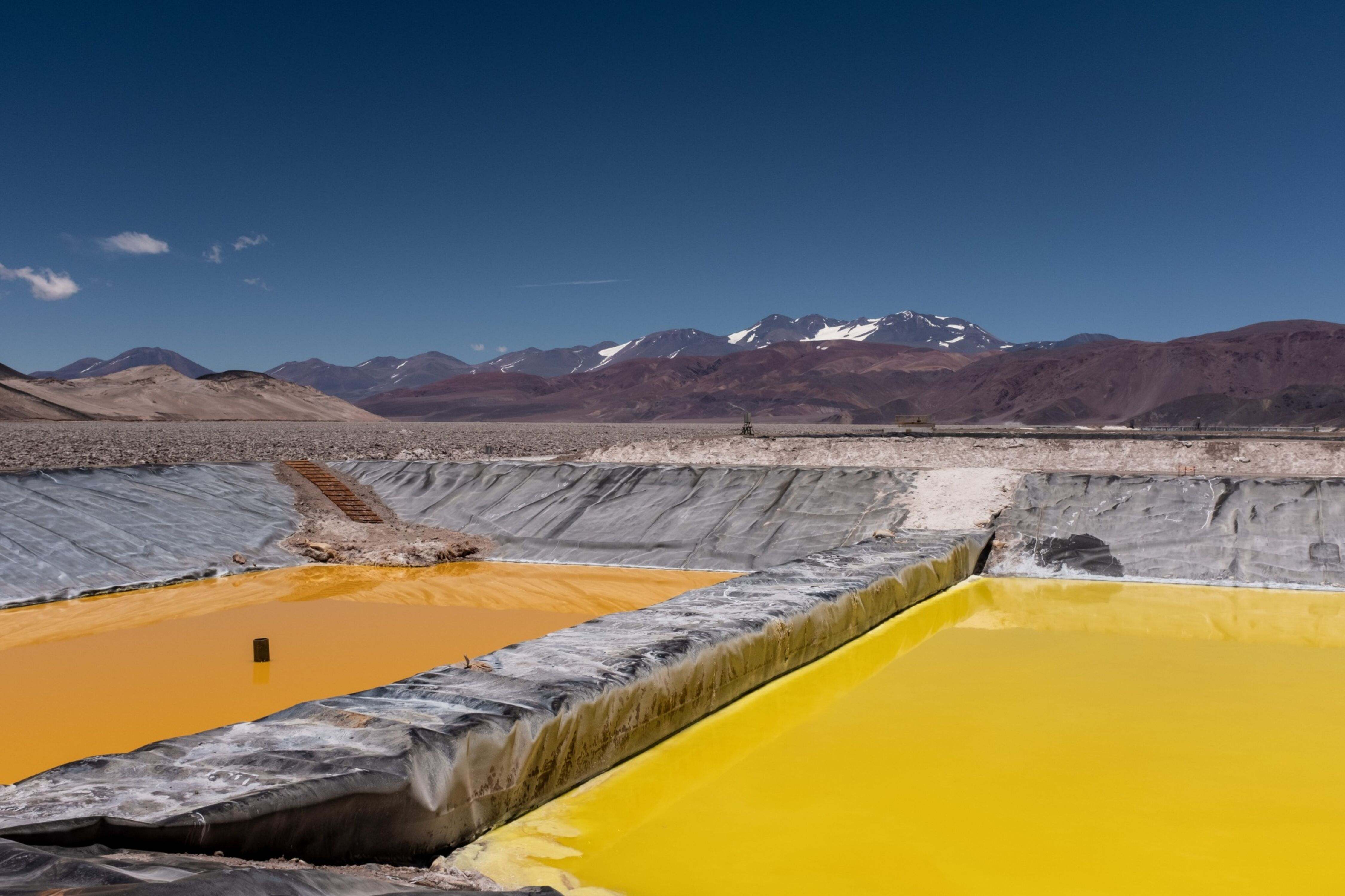 estanque-evaporacion-litio-argentina