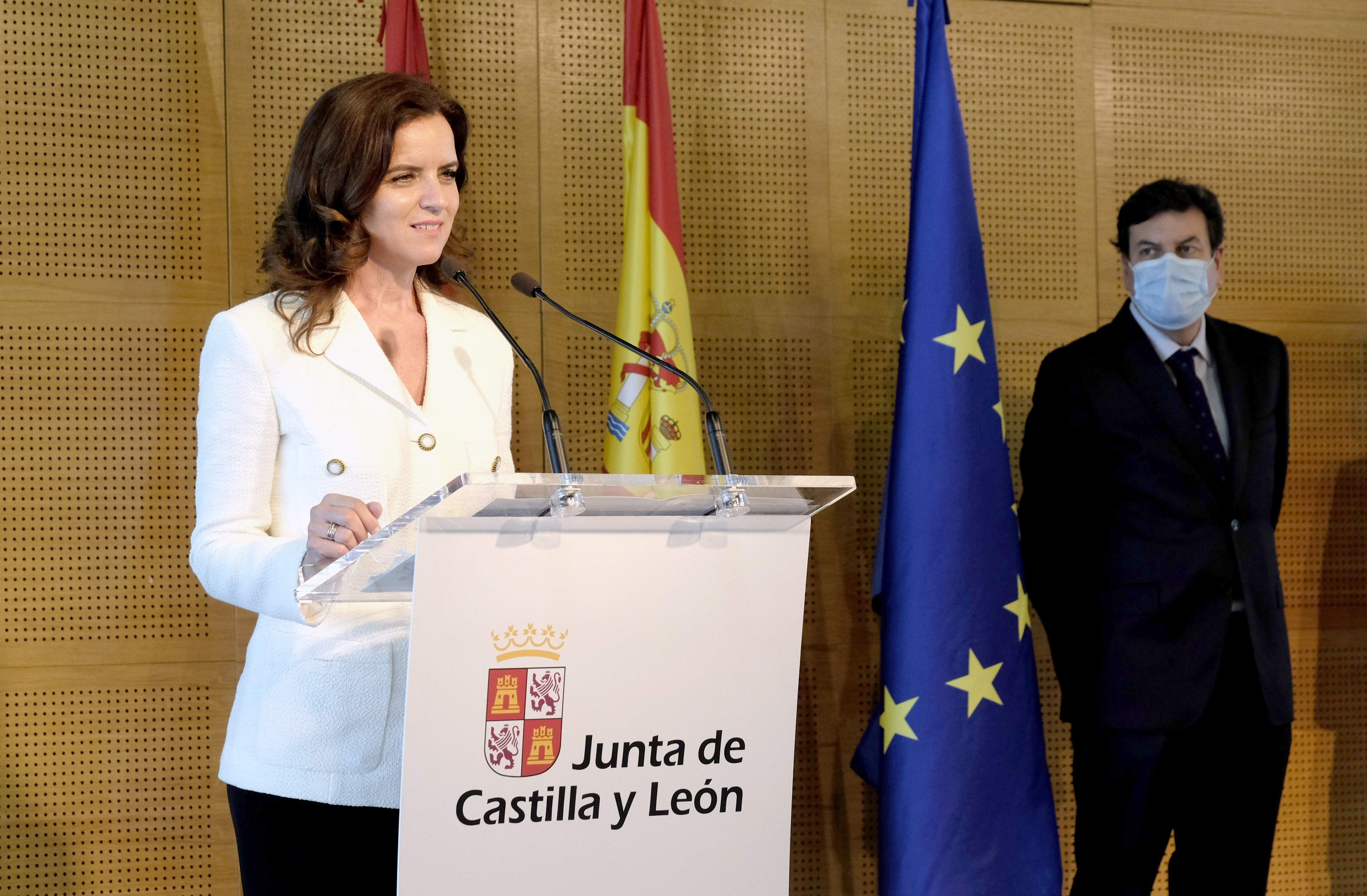 carlotaamigo1.jpg