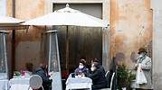La hostelería pierde el 43% de sus ingresos y recorta en casi cinco puntos el PIB en el último año
