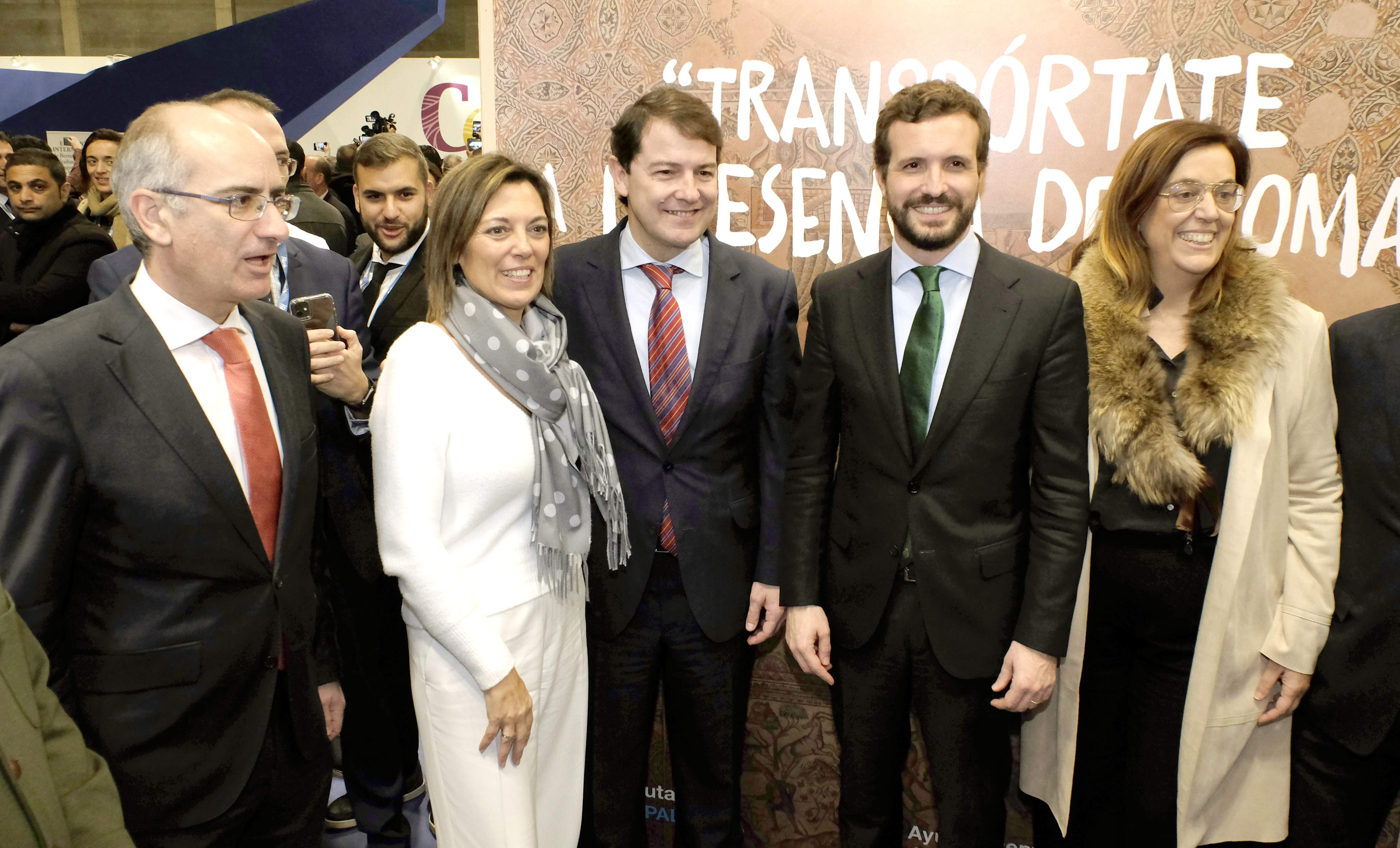 Fitur.jpg