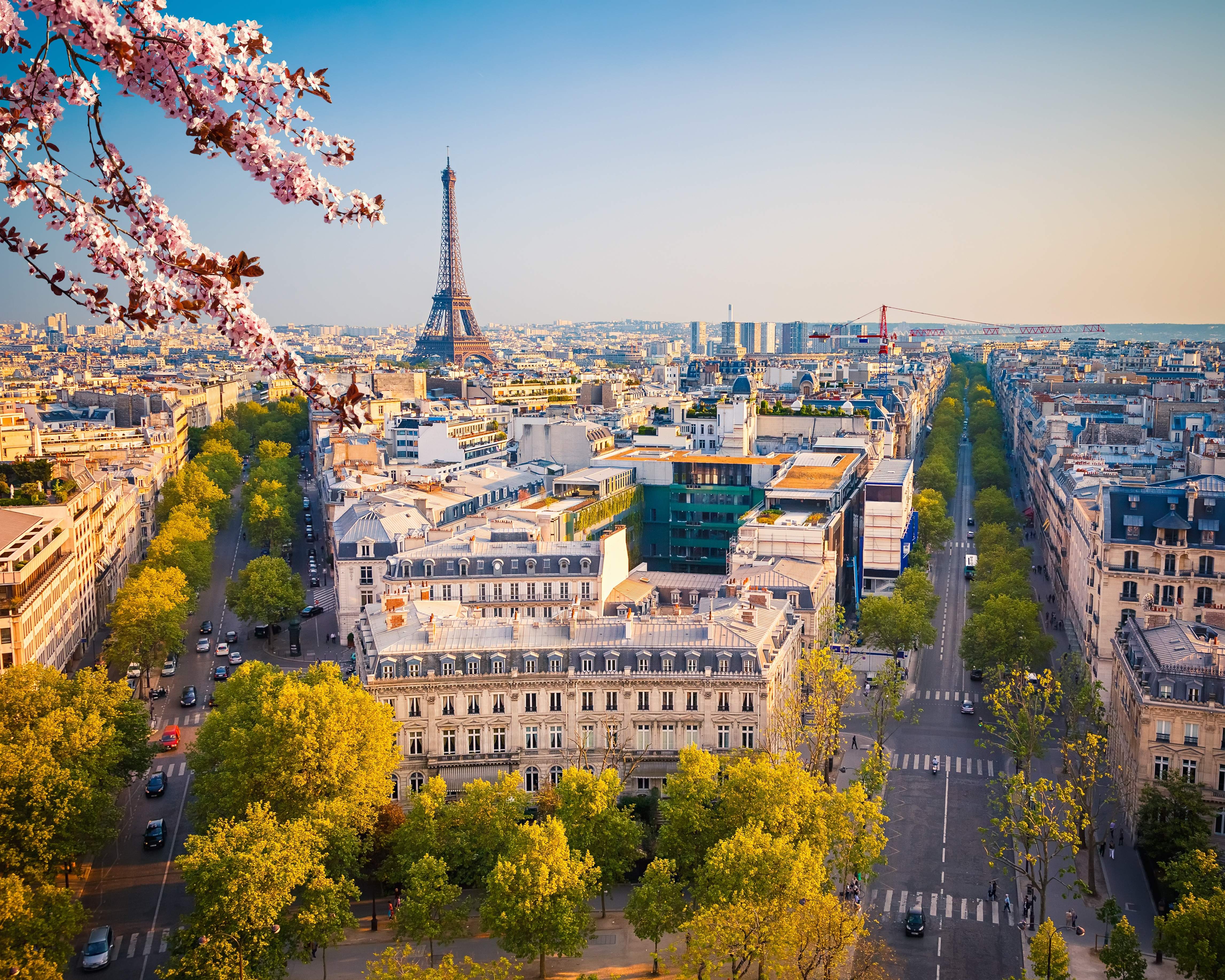 paris-dreamstime-1.jpg