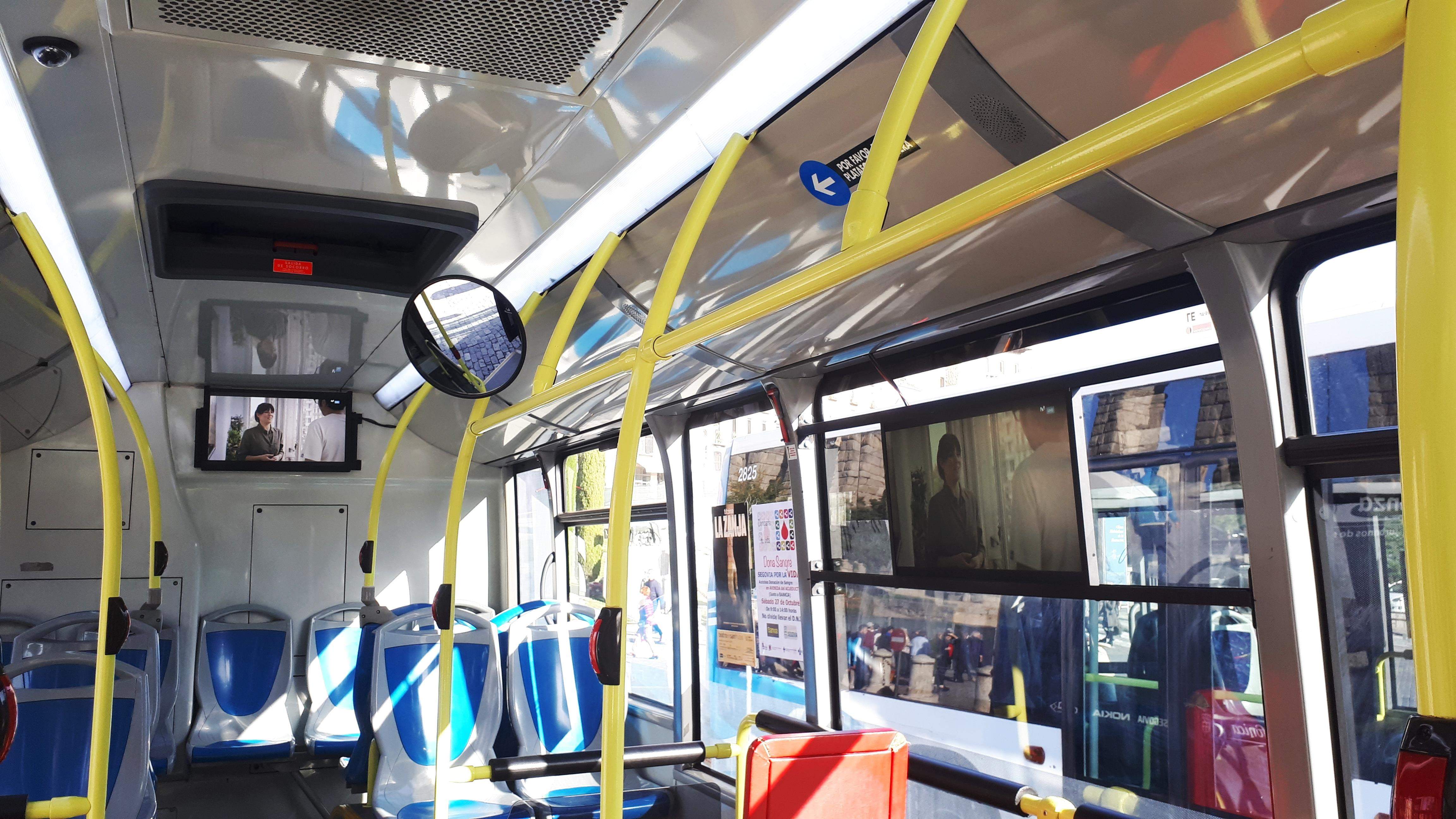 telefonicaautobus.jpg