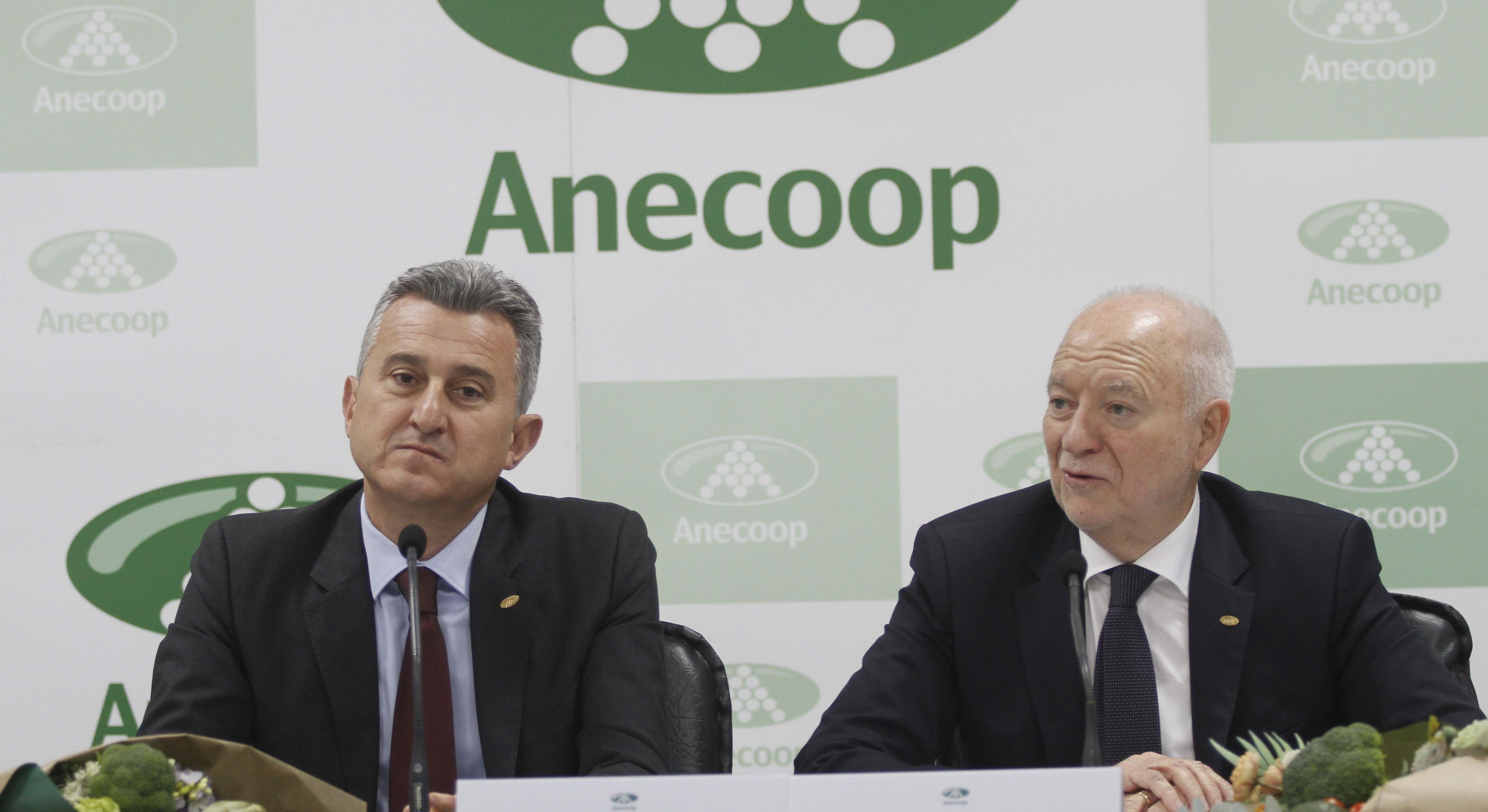 El presidente de Anecoop, Alejandro Monzón, y el director general, Joan Mir.