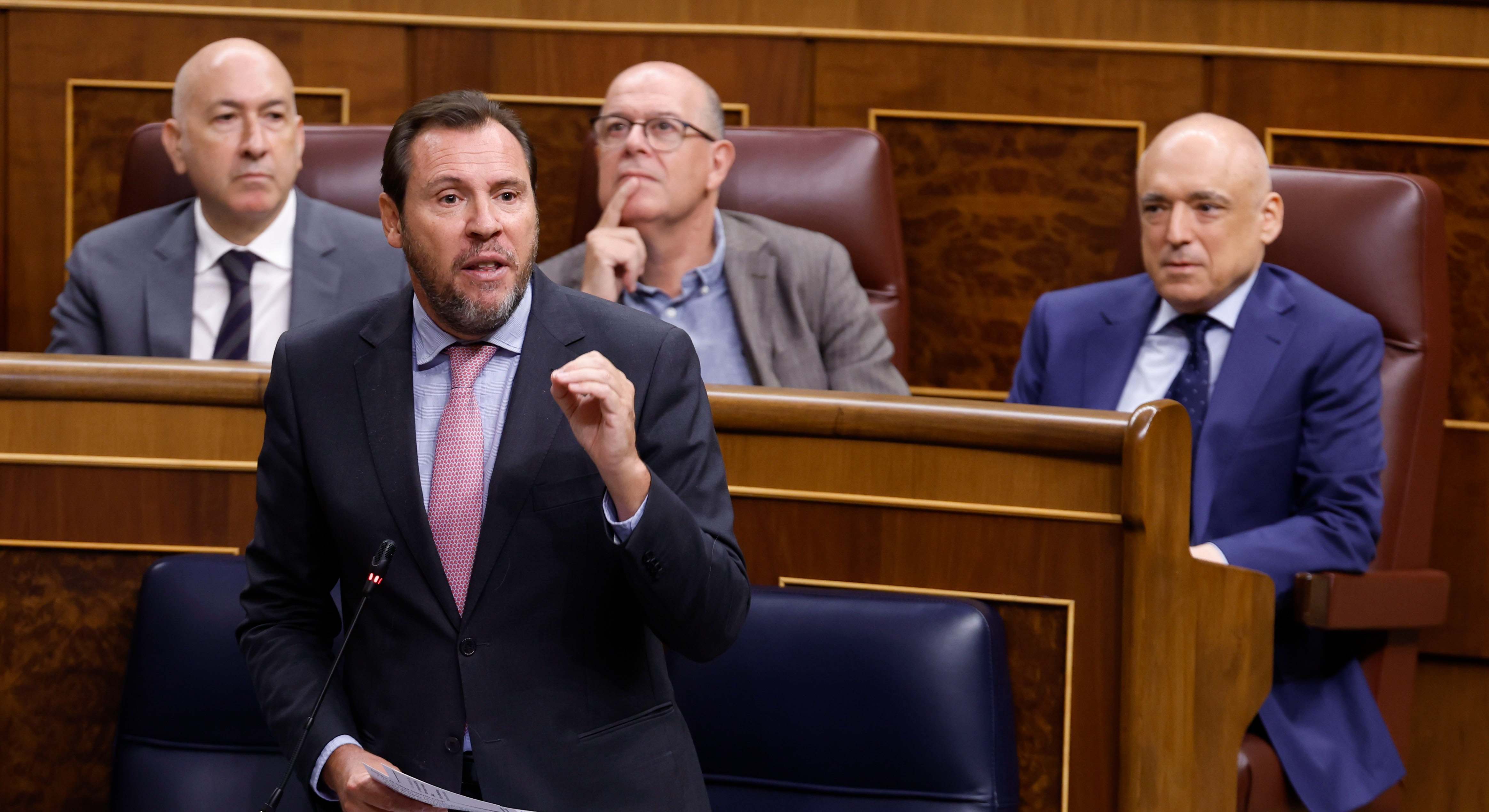Óscar Puente, en el Congreso de los Diputados