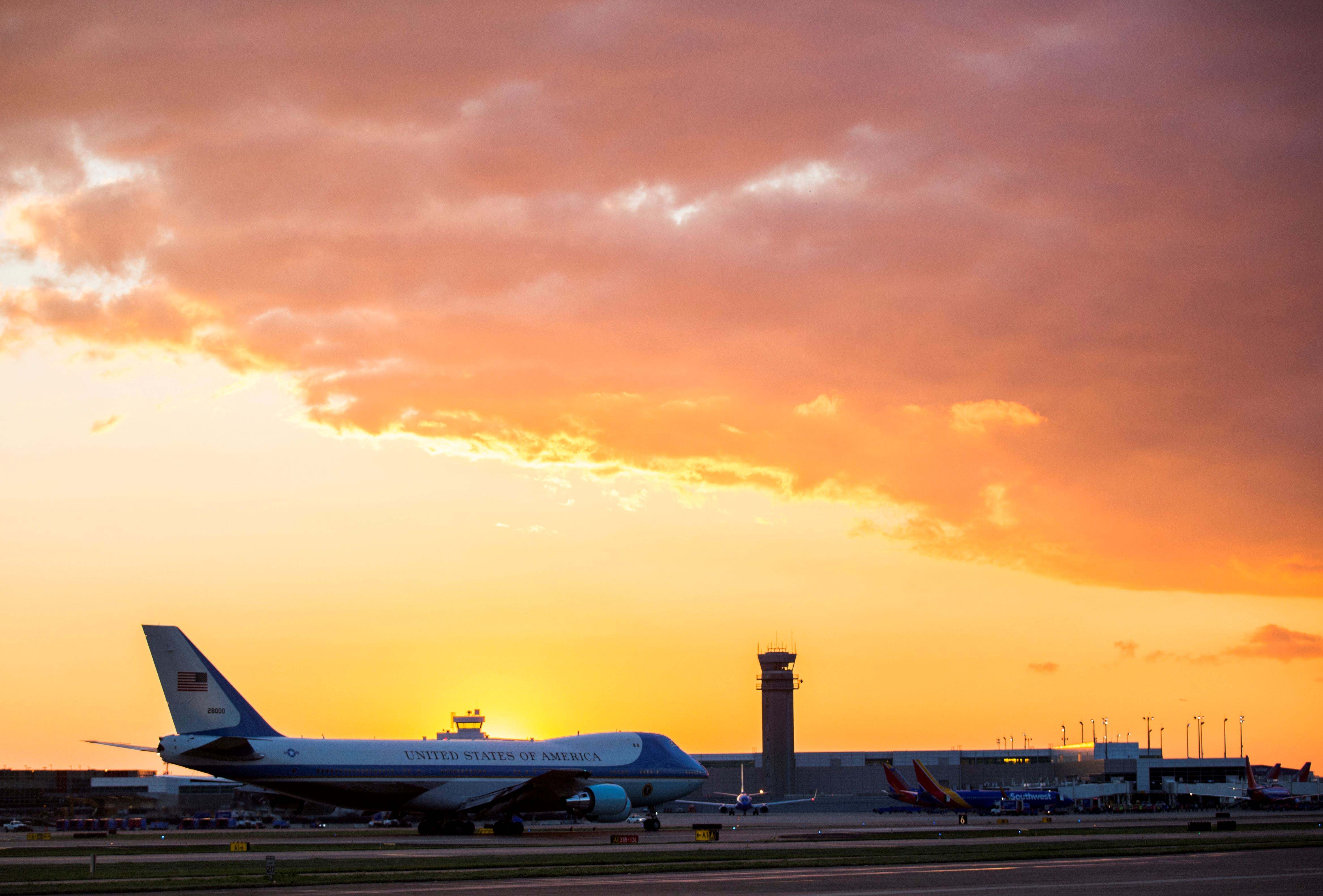 AeropuertoDallasLoveField.j