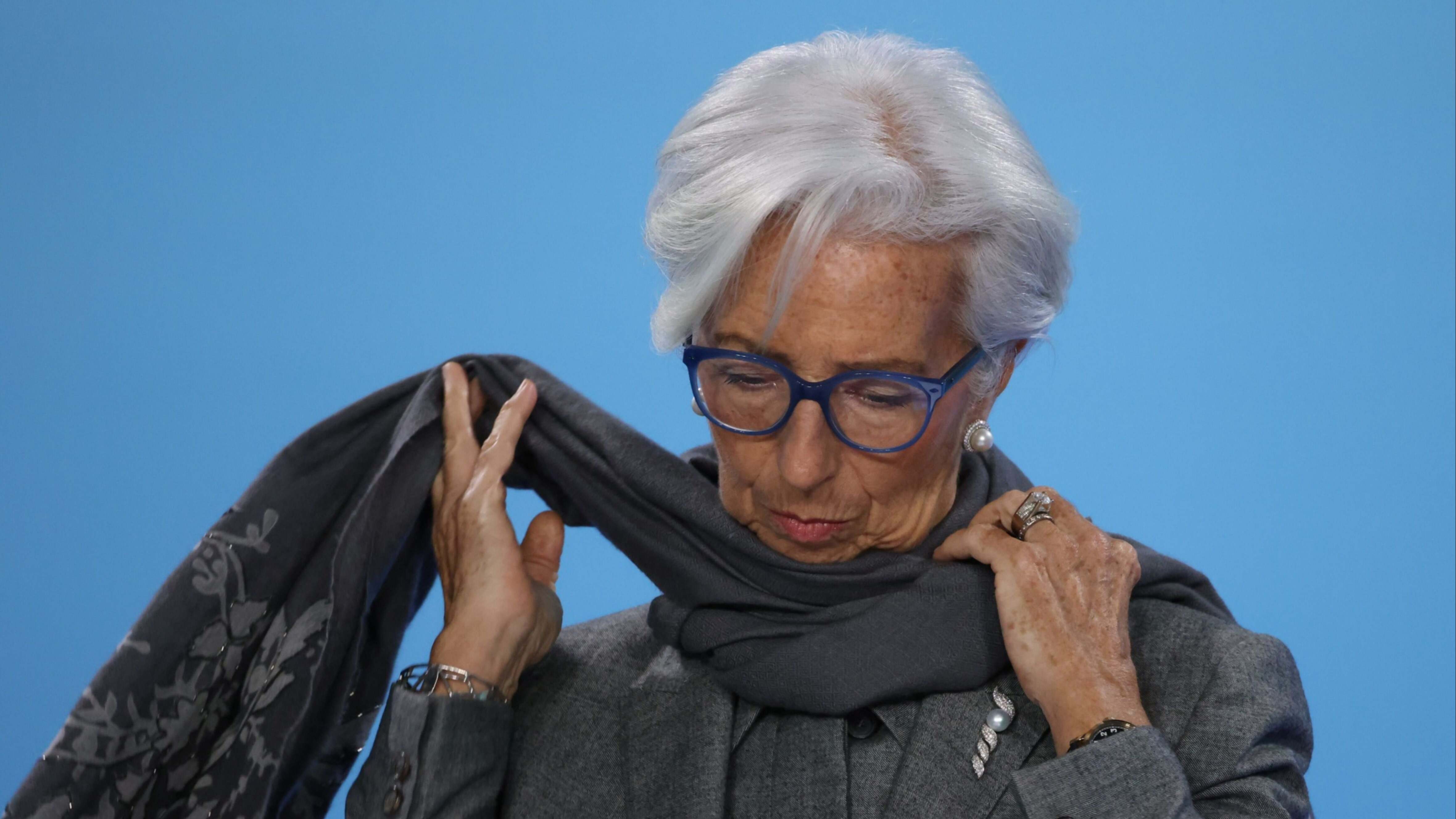 Lagarde BCE bufanda