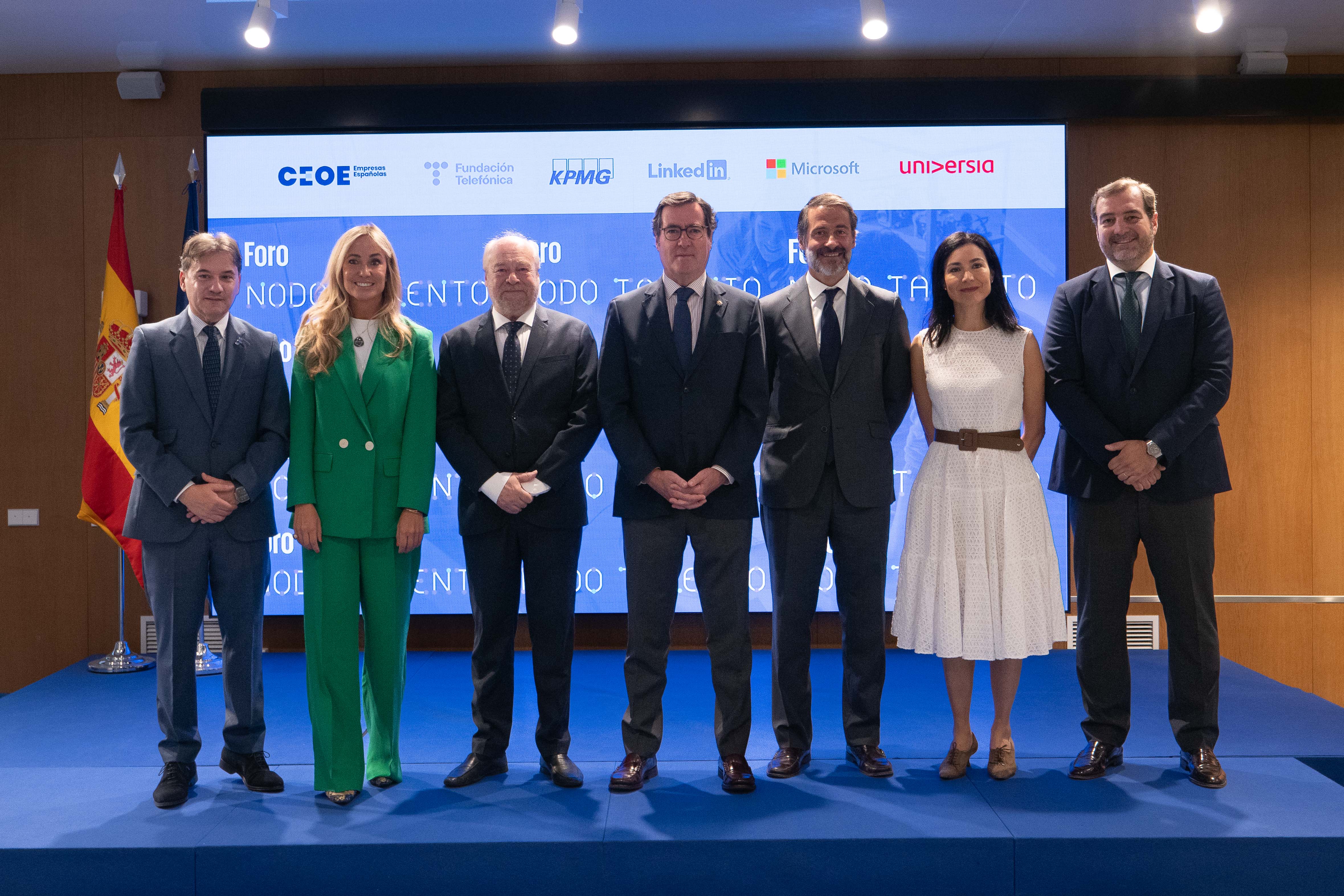 Primer Foro Nodo Talento, organizado por CEOE, Fundación Telefónica, KPMG, LinkedIn, Microsoft y Universia.