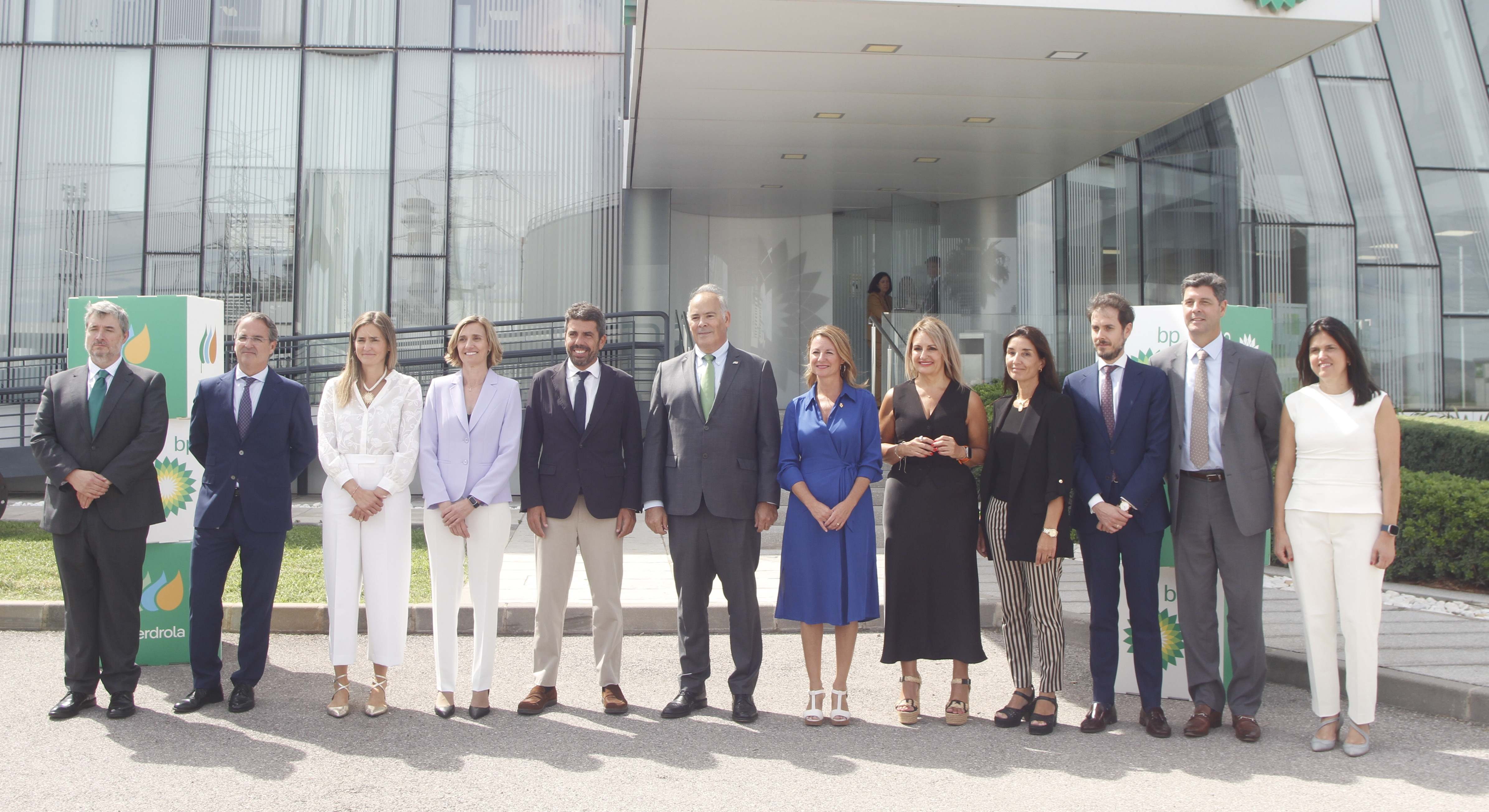 La firma se ha realizado en la refinería de Castellón.