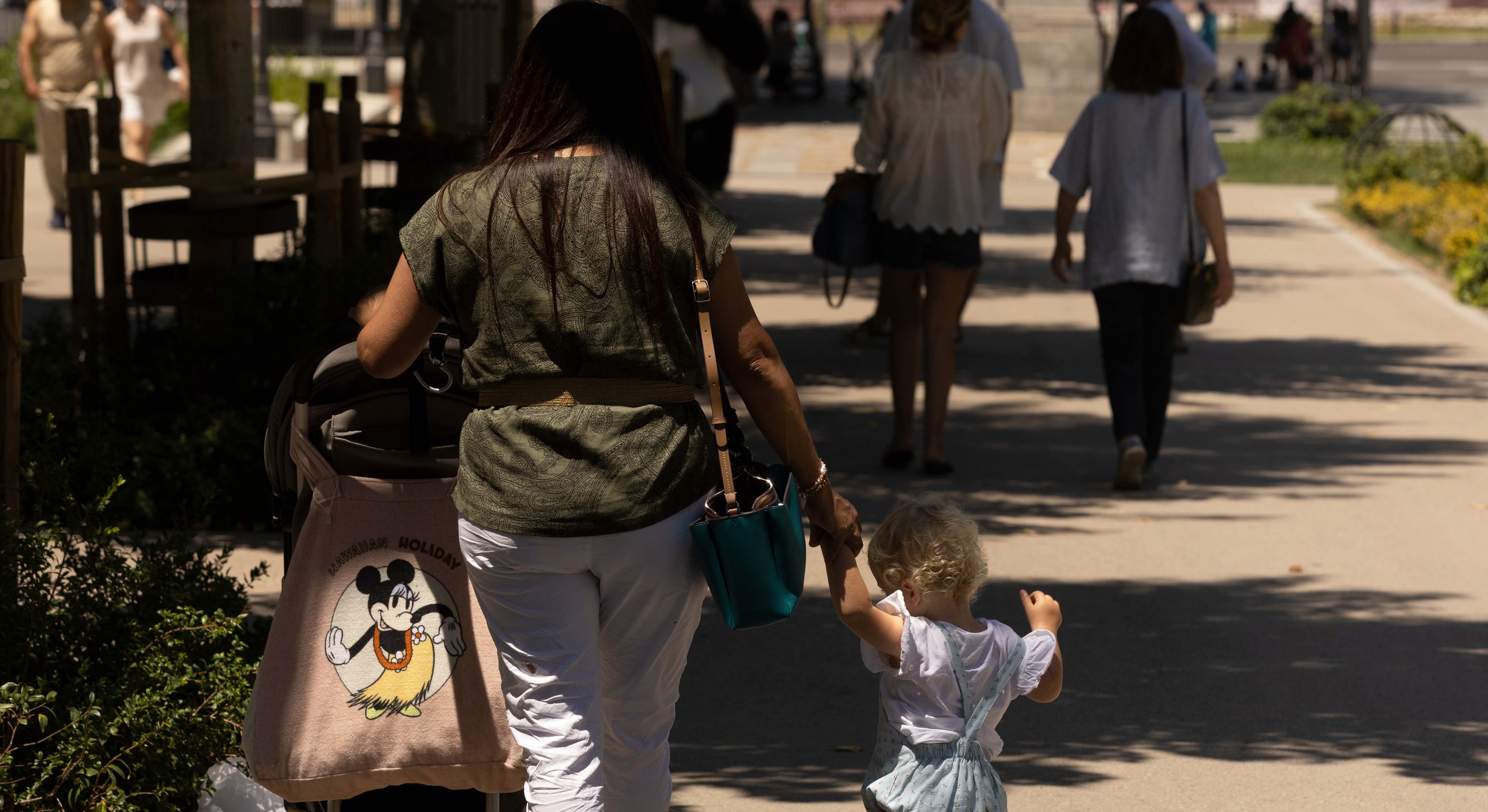 Mujer con su hijo