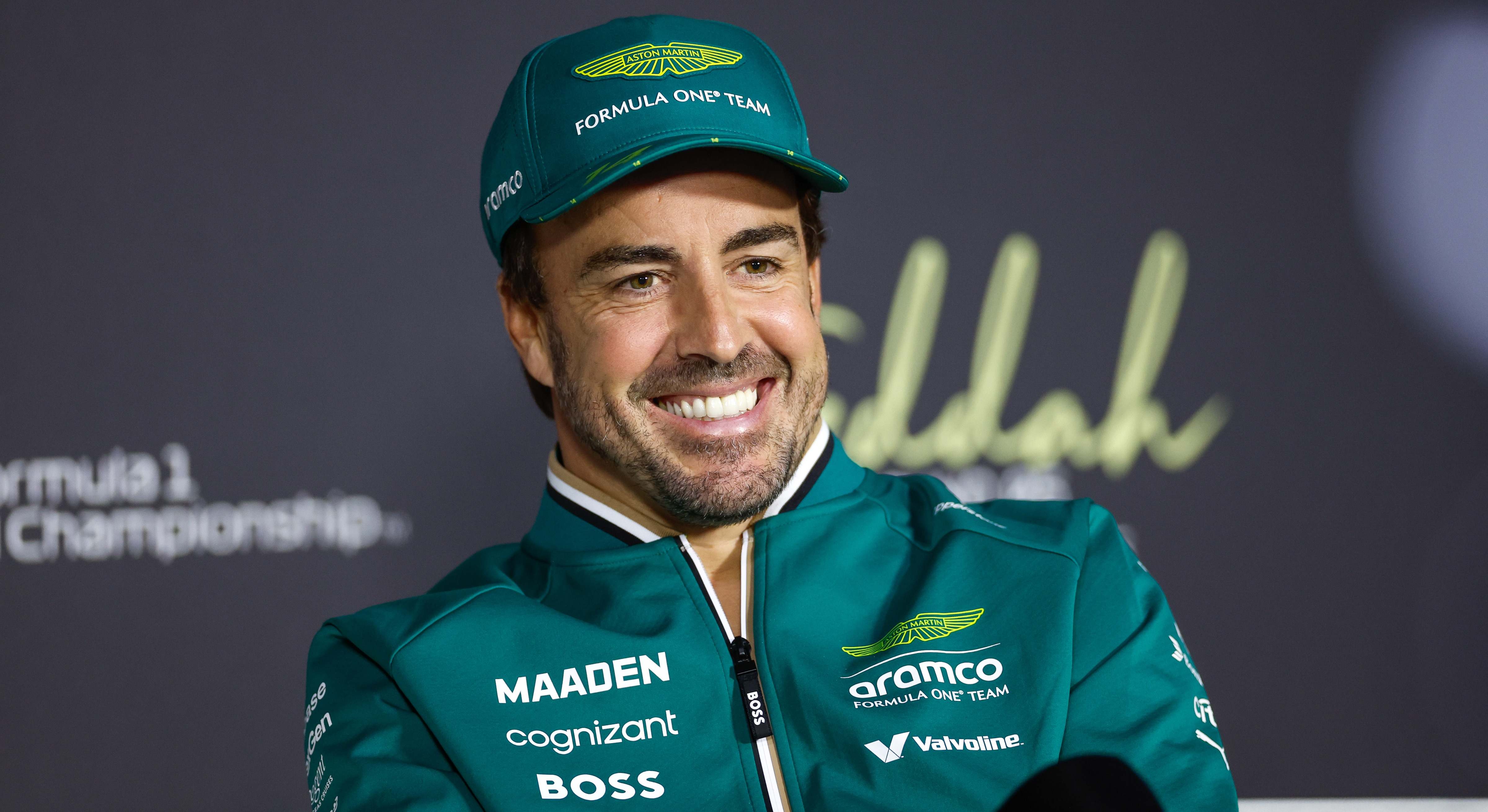 Fernando Alonso, piloto de Aston Martin F1, en el GP de Arabia Saudí 2025 de Fórmula 1