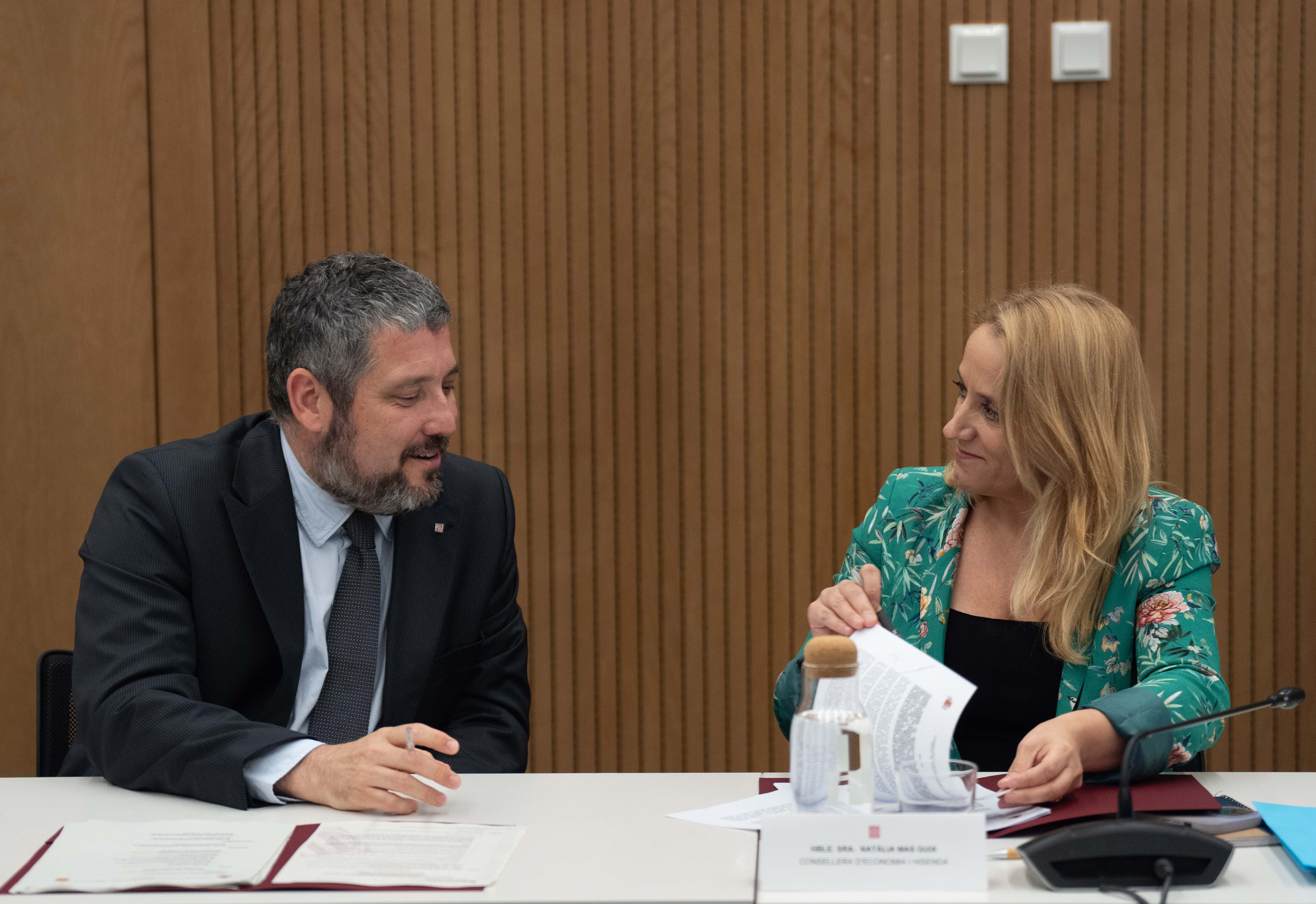 La consejera de Economía Natàlia Mas durante el XIV Pleno de la Comisión Mixta de Asuntos Económicos y Fiscales Estado-Generalitat. EE