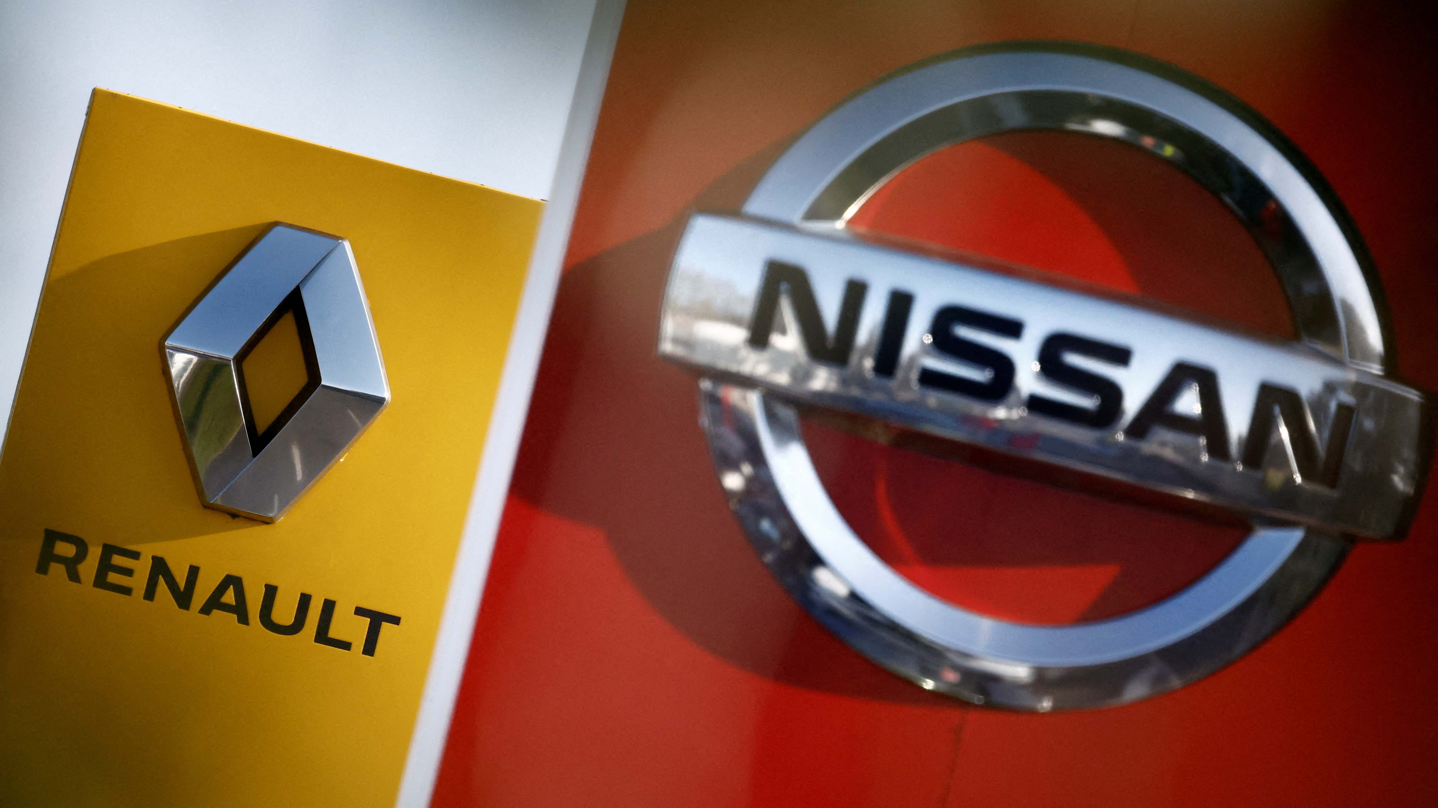 Logos de Renault y Nissan