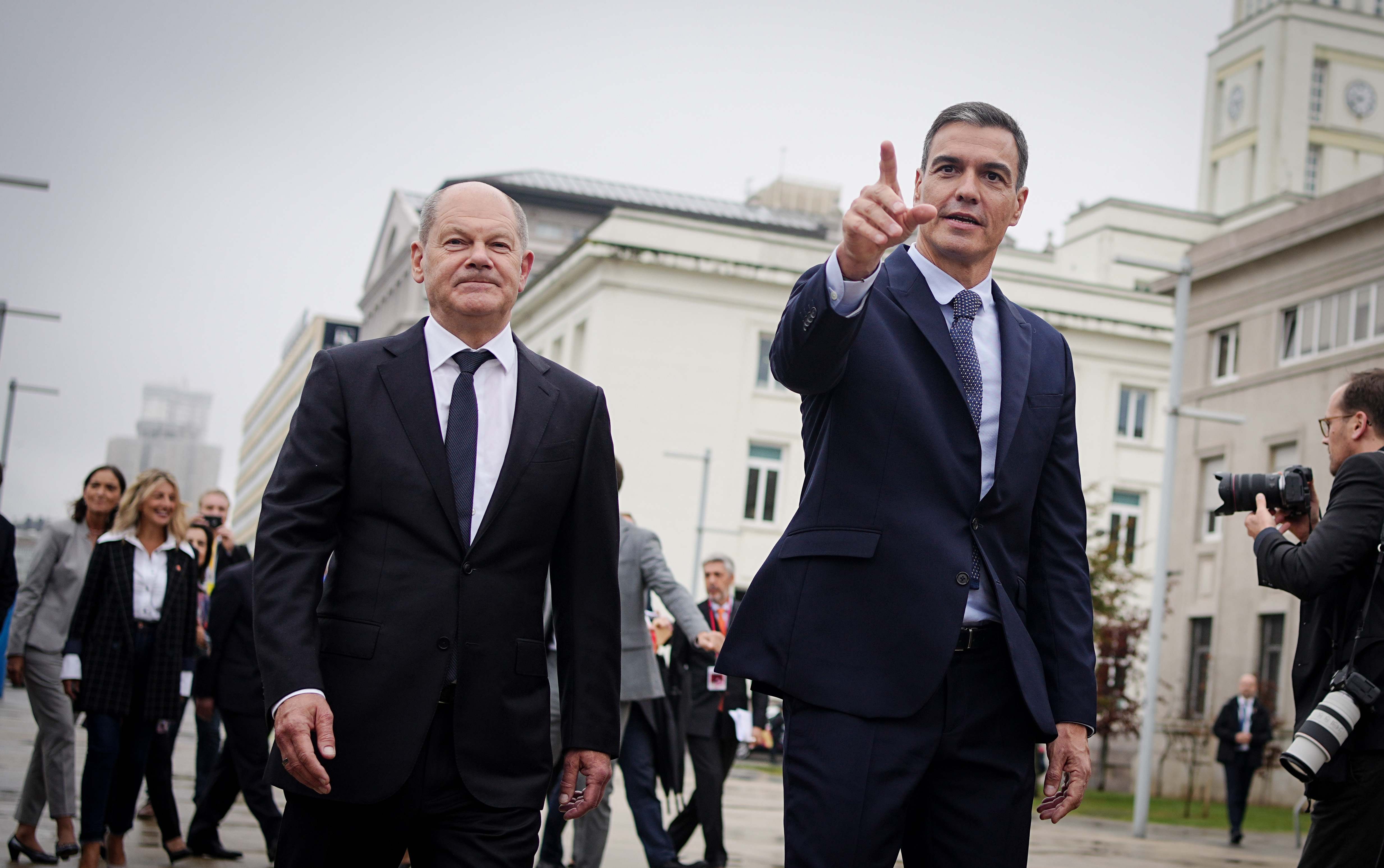 EuropaPress_4727384_05_october_2022_spain_coruna_spanish_prime_minister_pedro_sanchez_receives.jpg