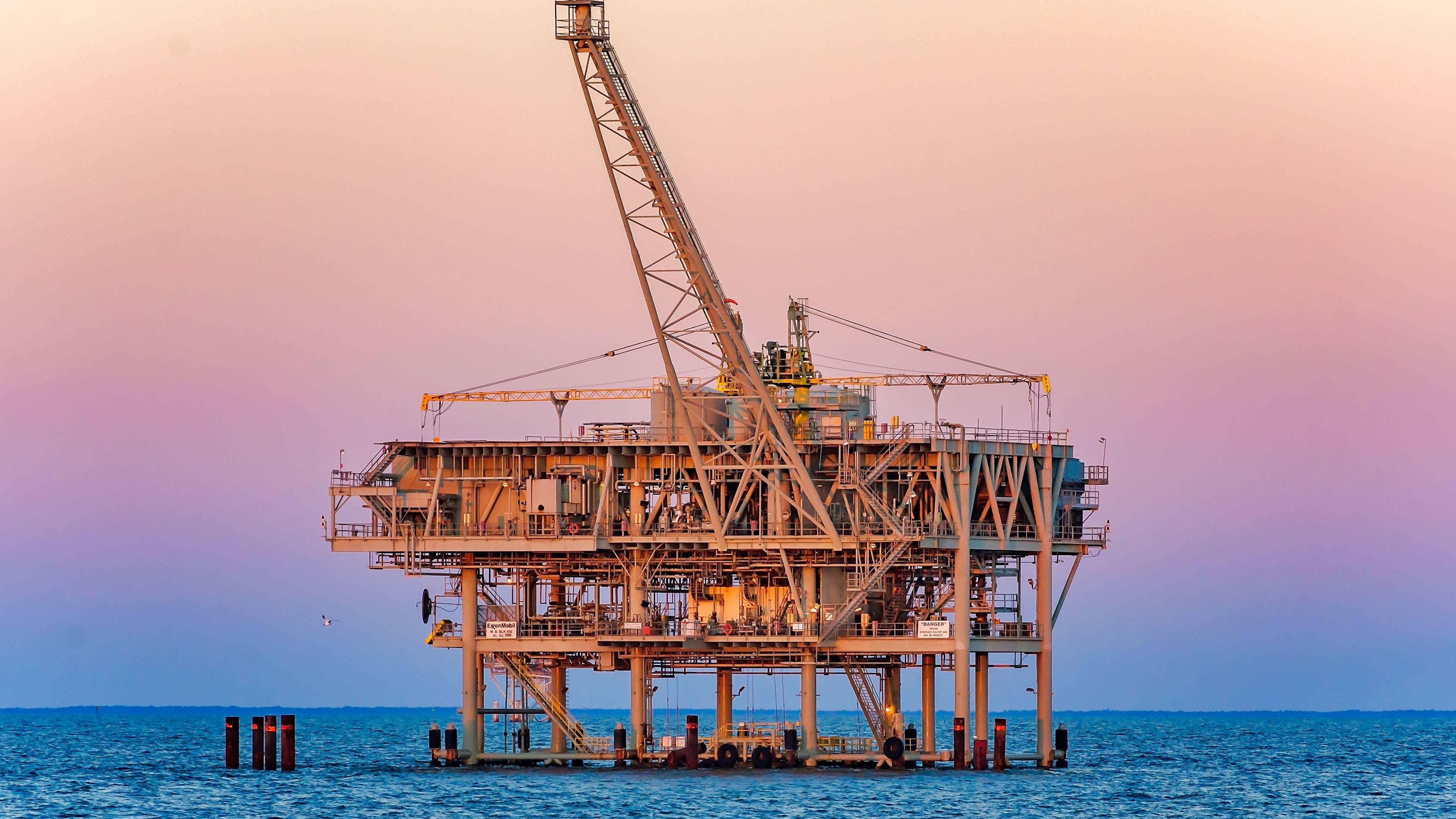 Plataforma de gas natural en el Golfo de México