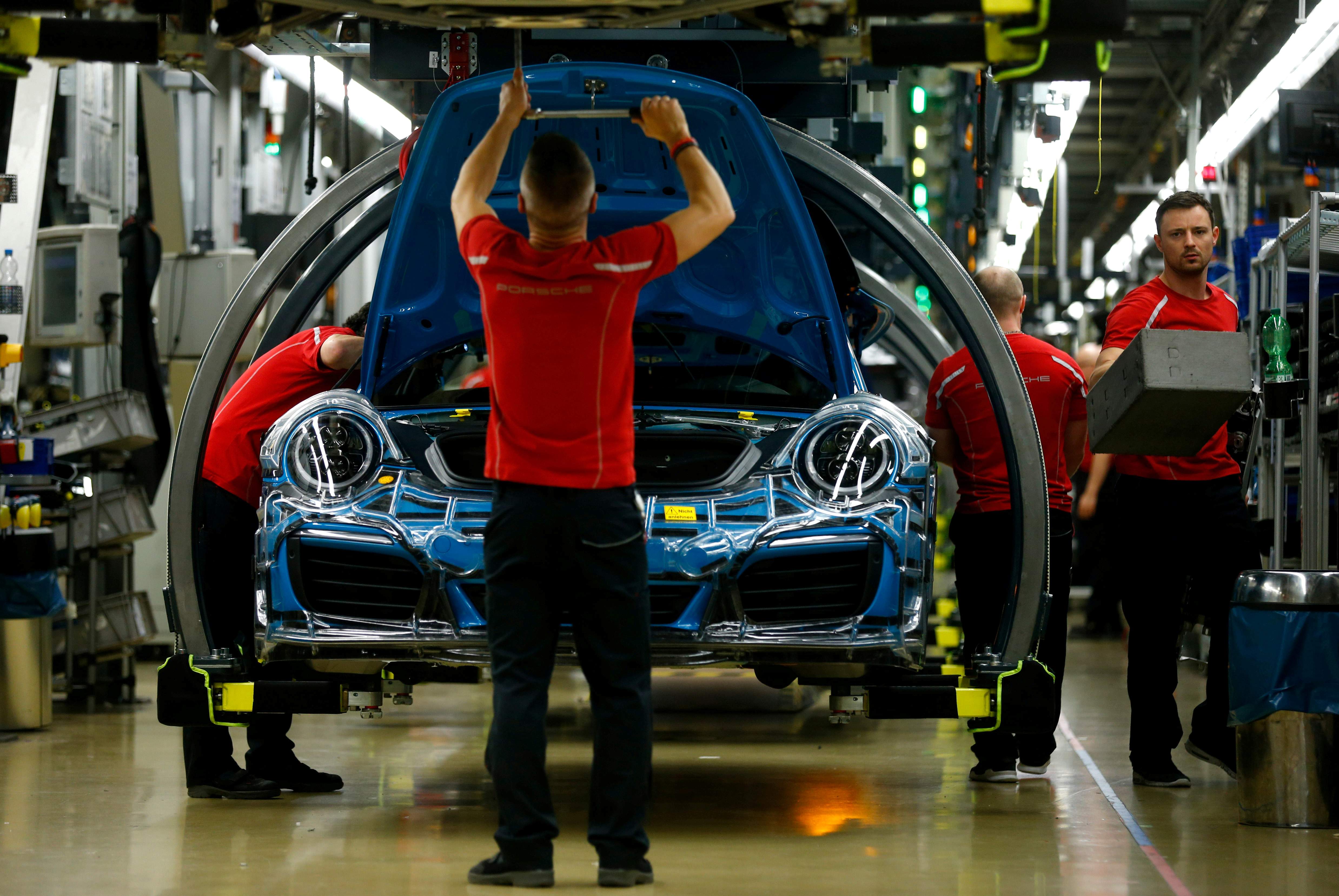 coche-fabrica-alemania.jpg