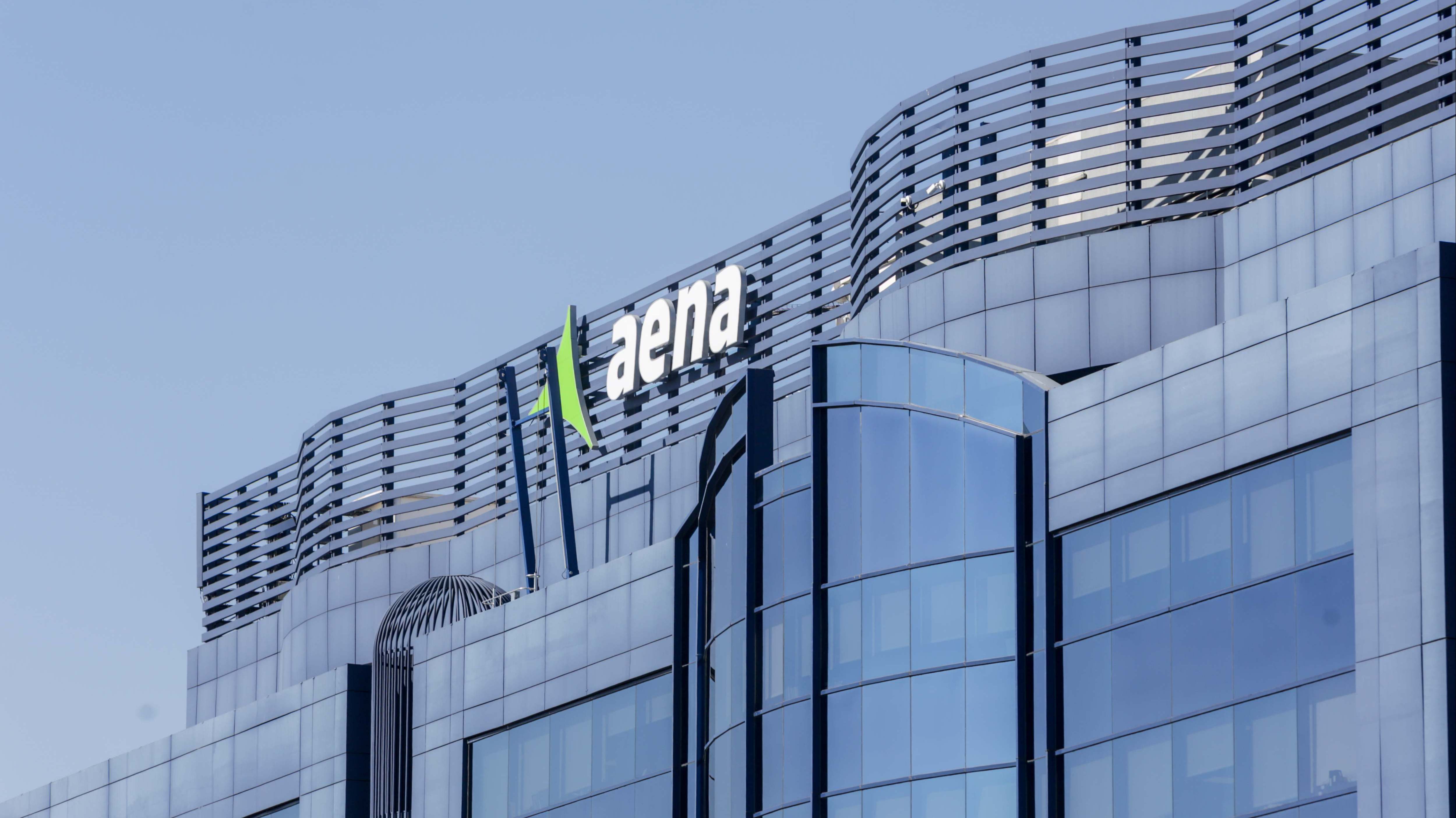 Fachada de la sede de Aena