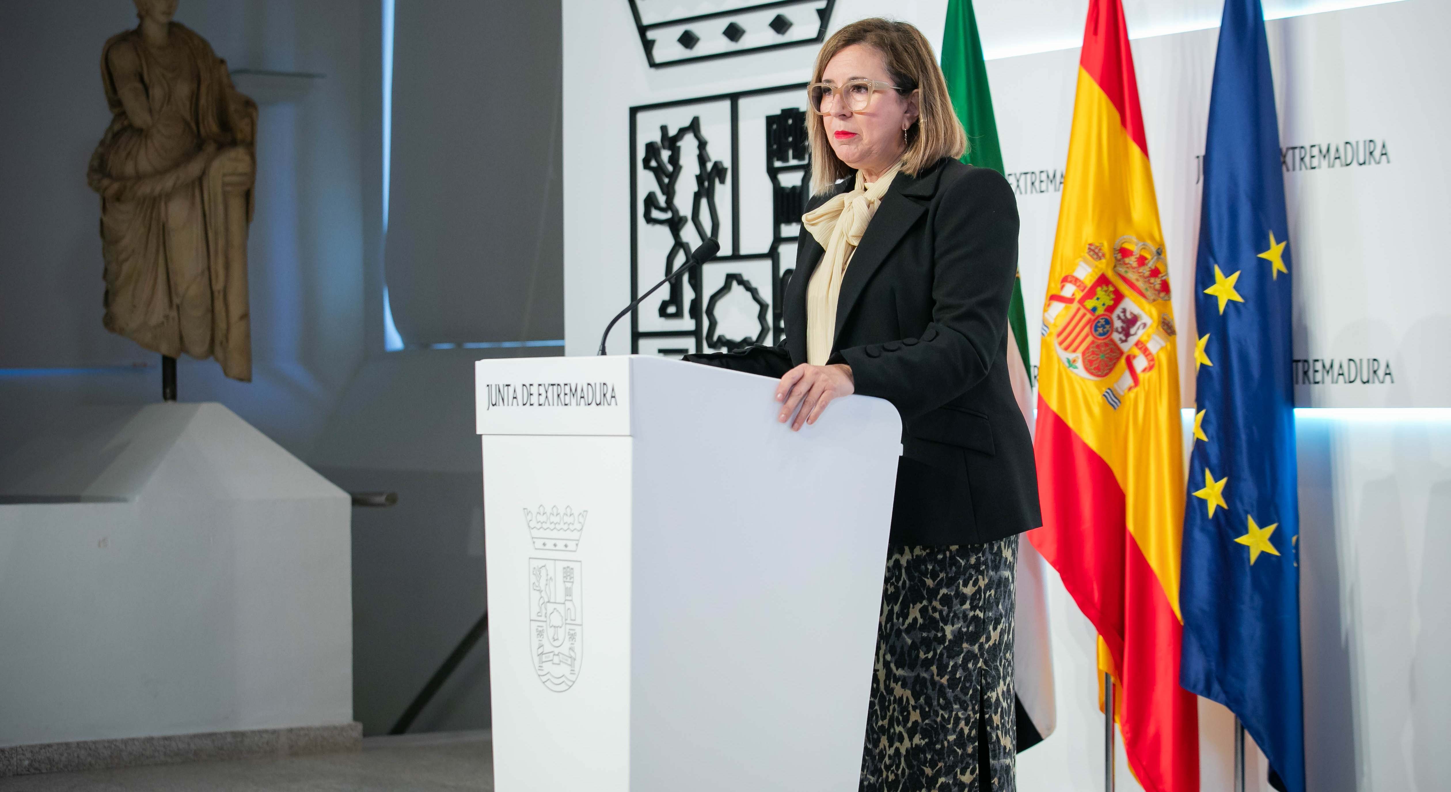La consejera de Agricultura, Ganadería y Desarrollo Sostenible, Mercedes Morán, en rueda de prensa