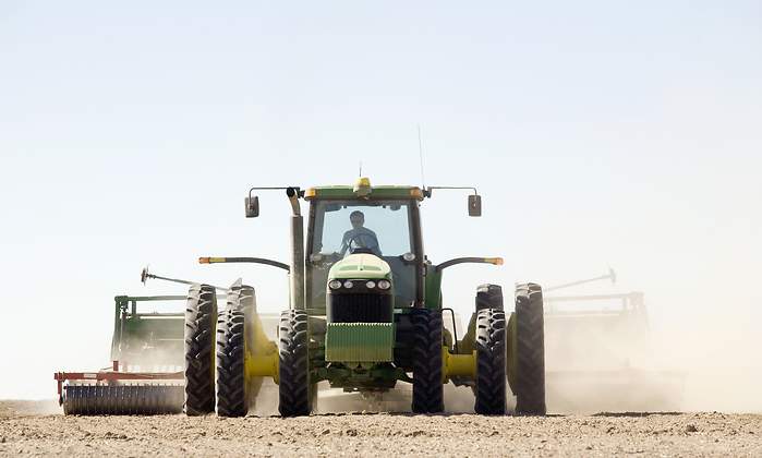 Tractor.jpg