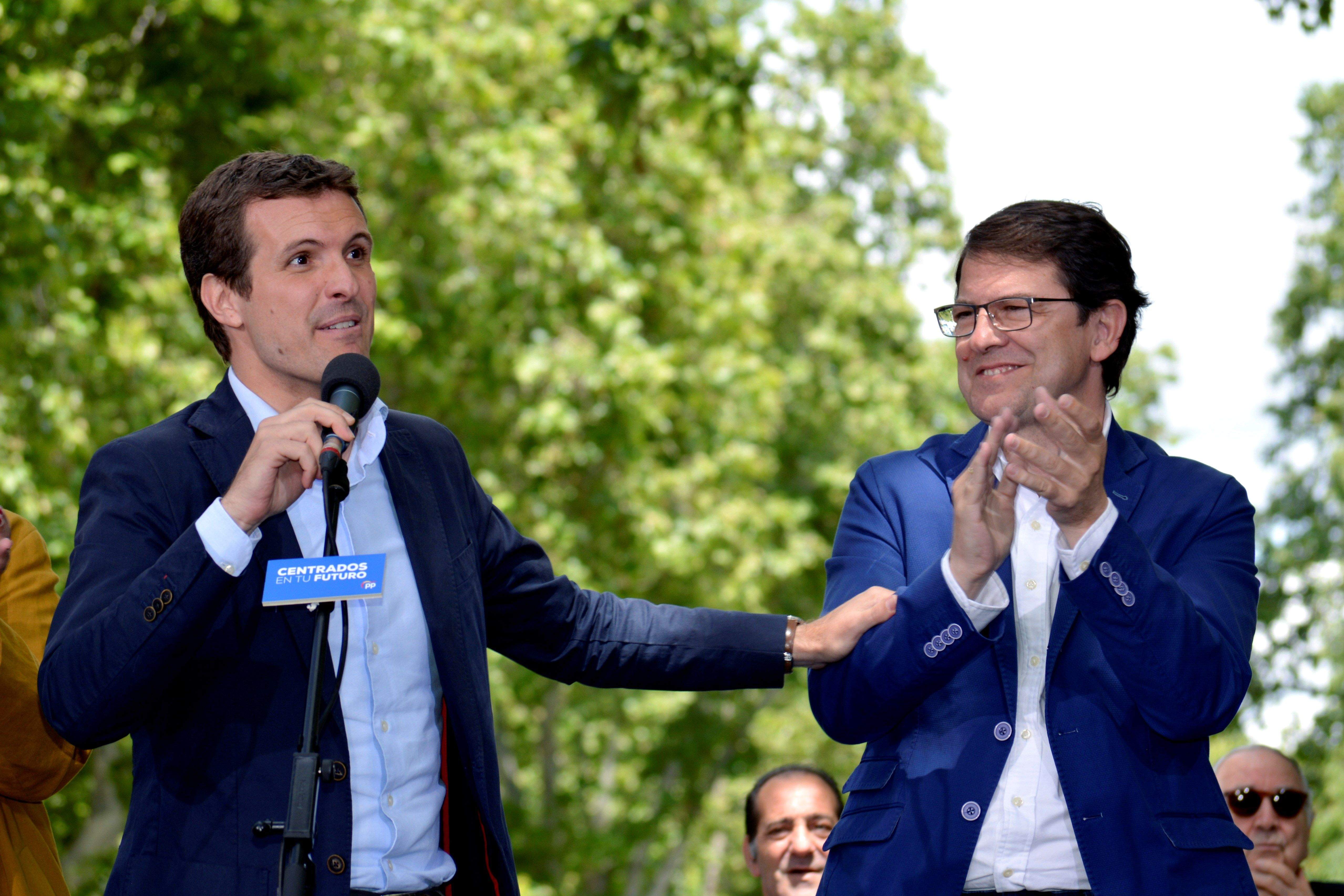 Pablo-Casado--Manueco-elecciones-autonomicas-2019.jpg