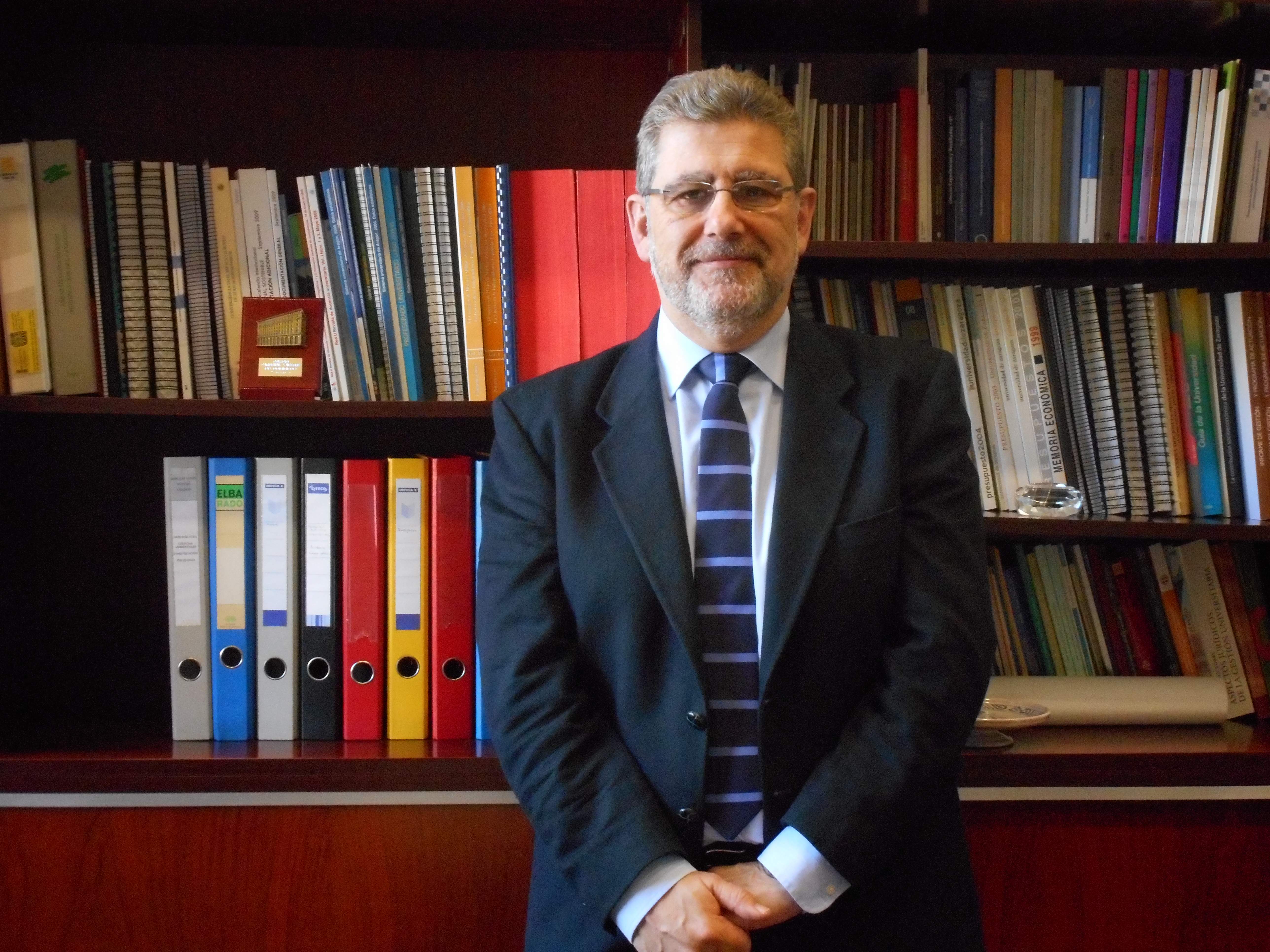 rector-UZ.jpg