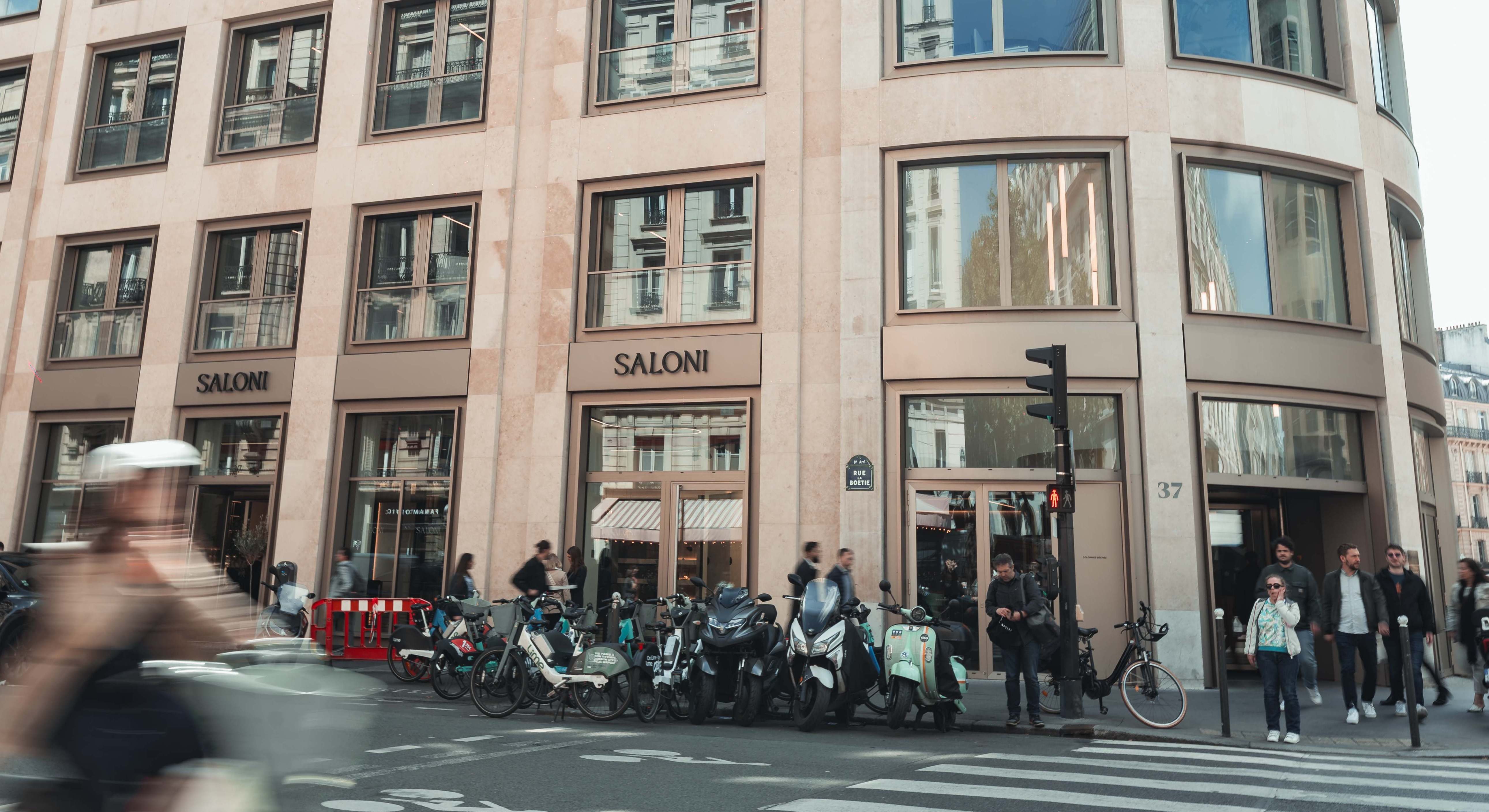 Tienda de Saloni en París.