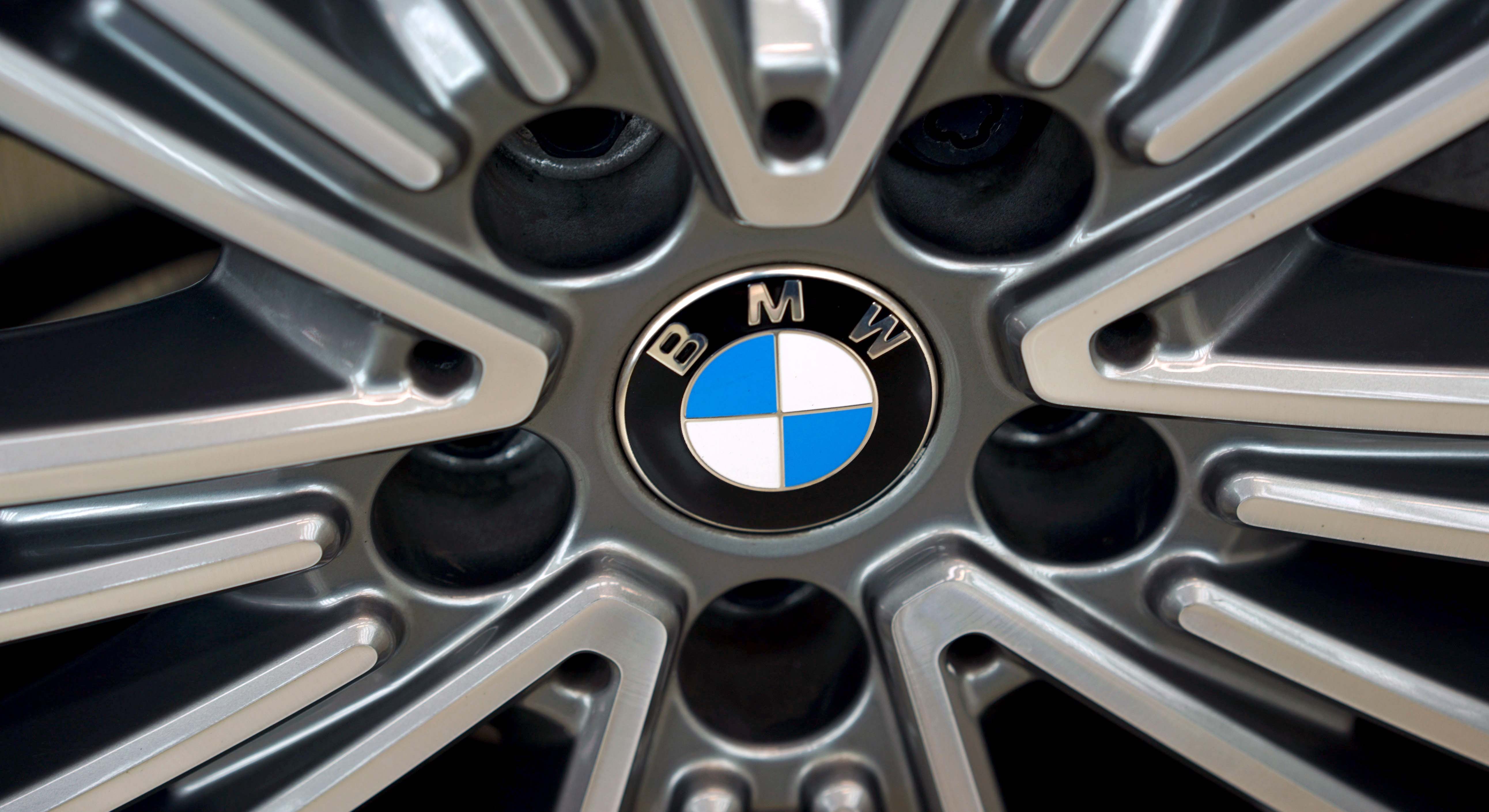 bmw rueda