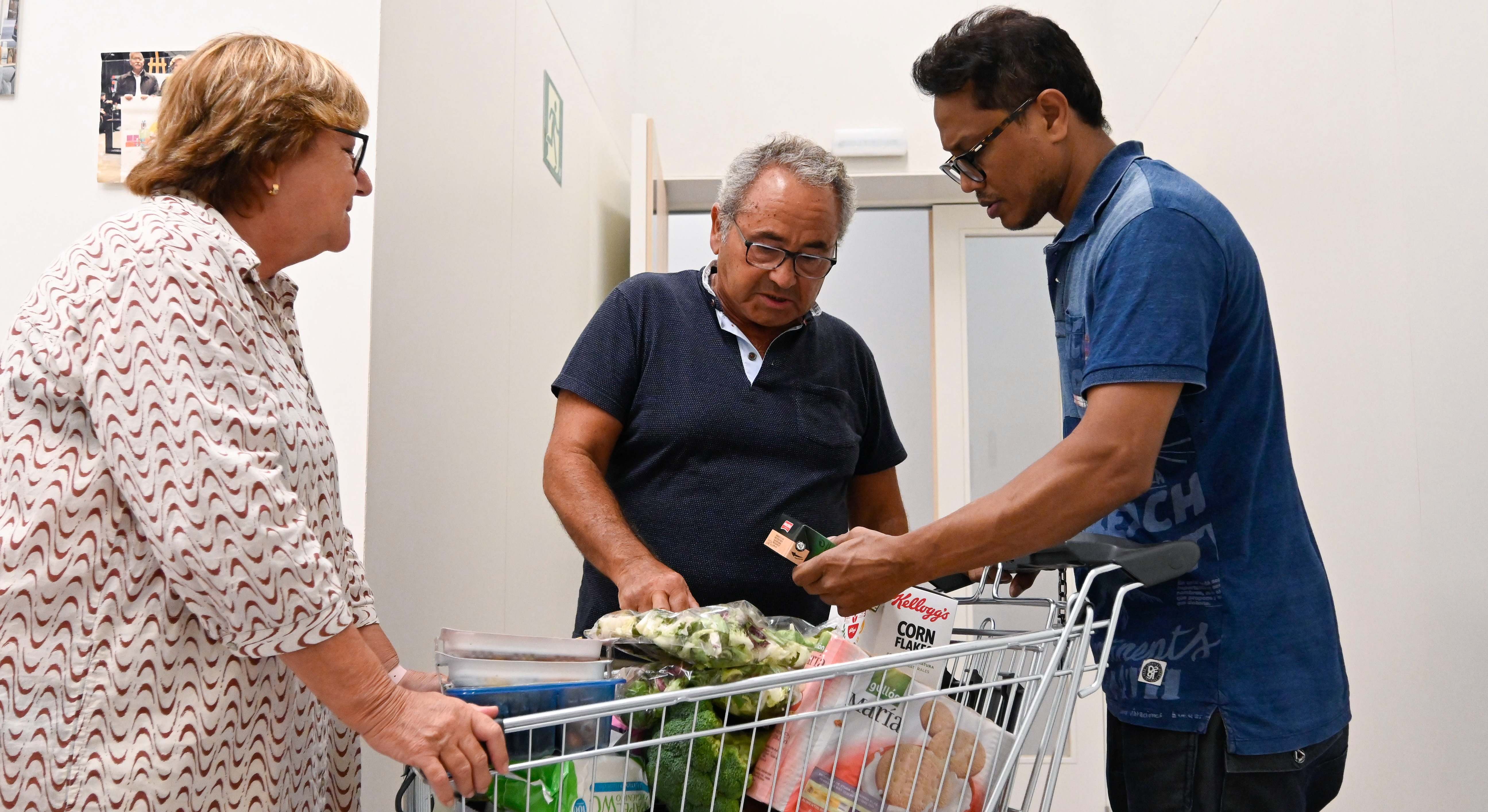 Aumenta la pobreza alimentaria mientras disminuyen los donativos