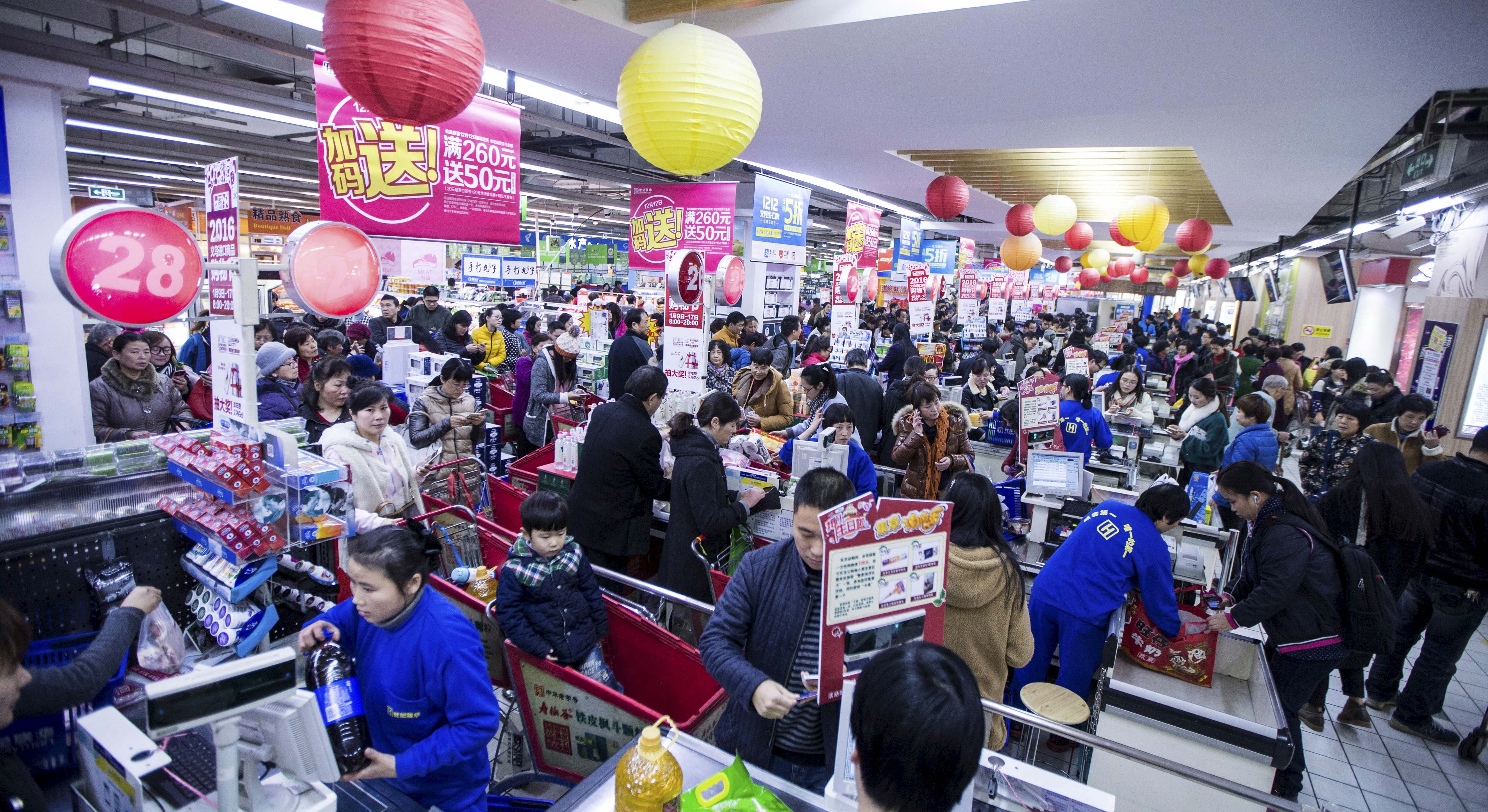 consumidores chinos supermercado