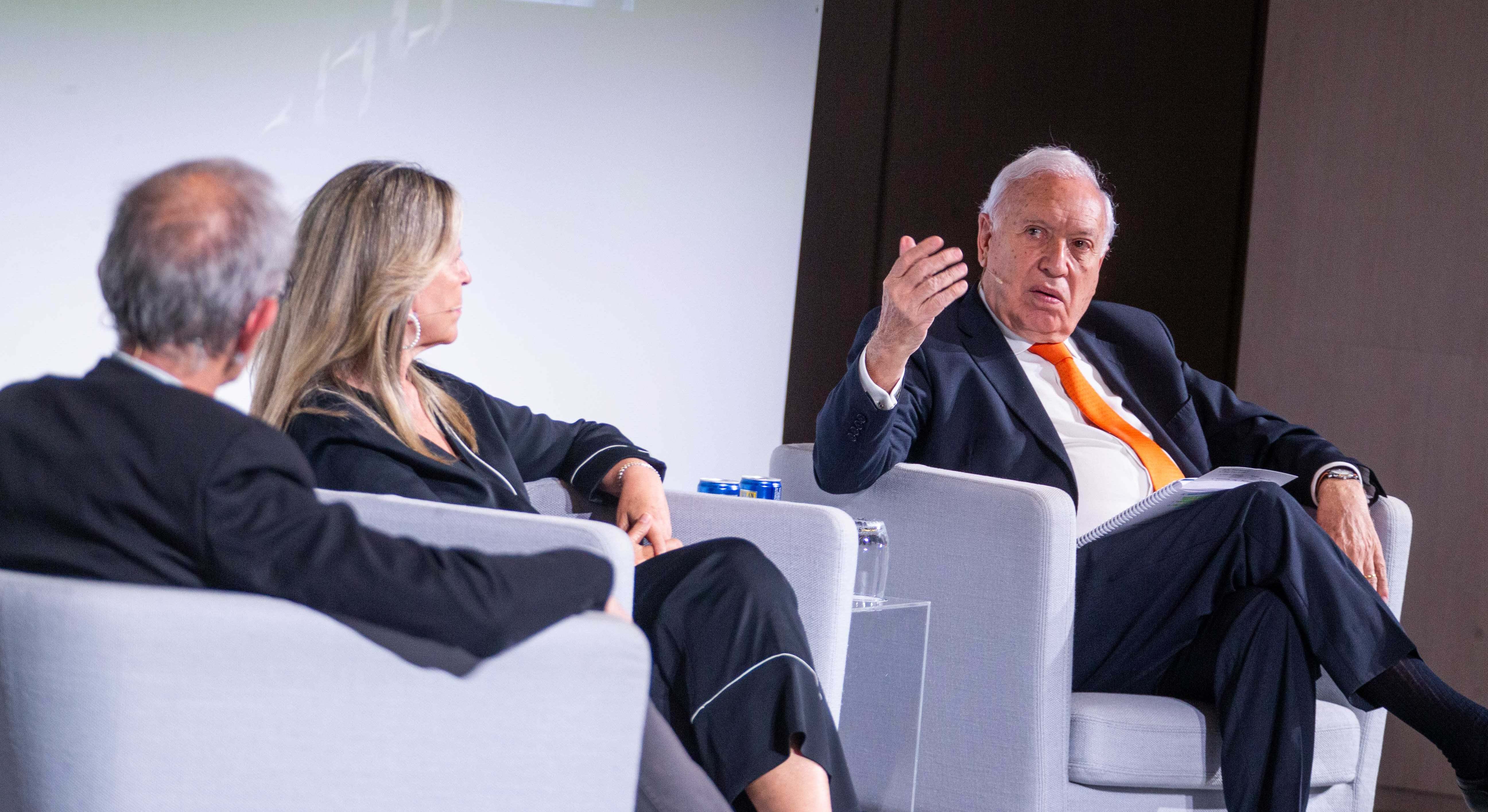 José Manuel Calvo, Trinidad Jiménez y José Manuel García-Margallo