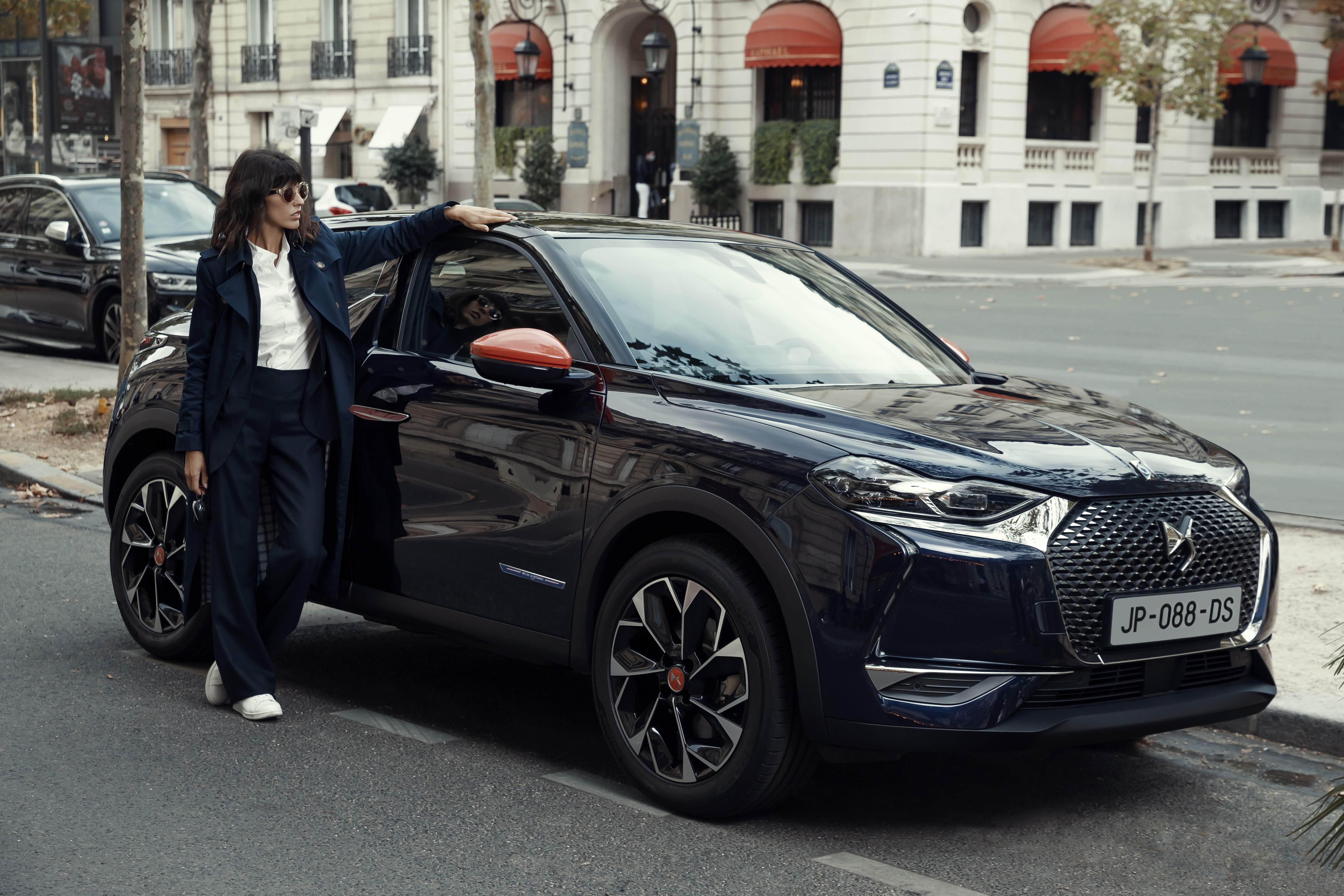 DS 3 INES DE LA FRESSANGE