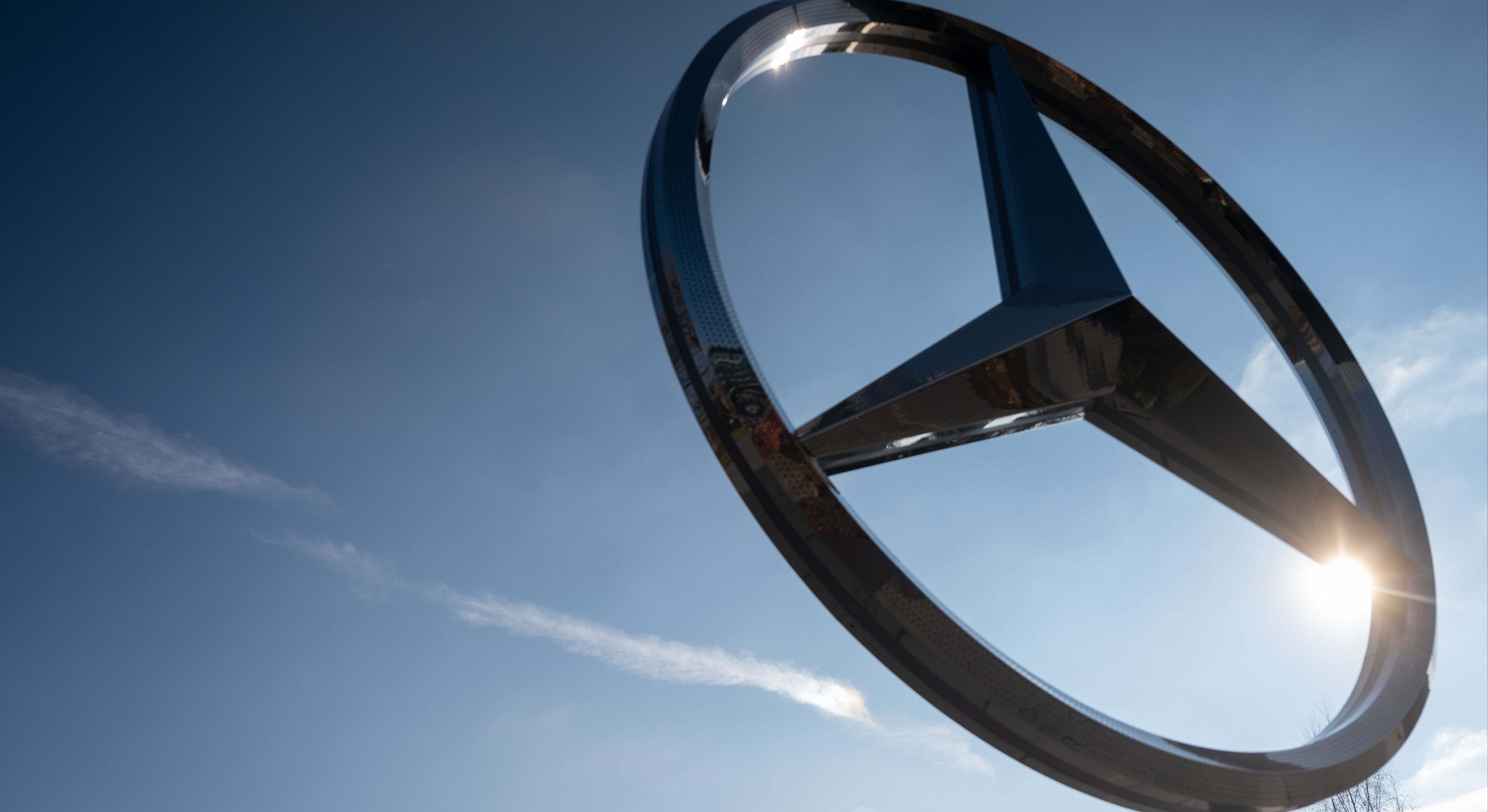 Logo de Mercedes-Benz
