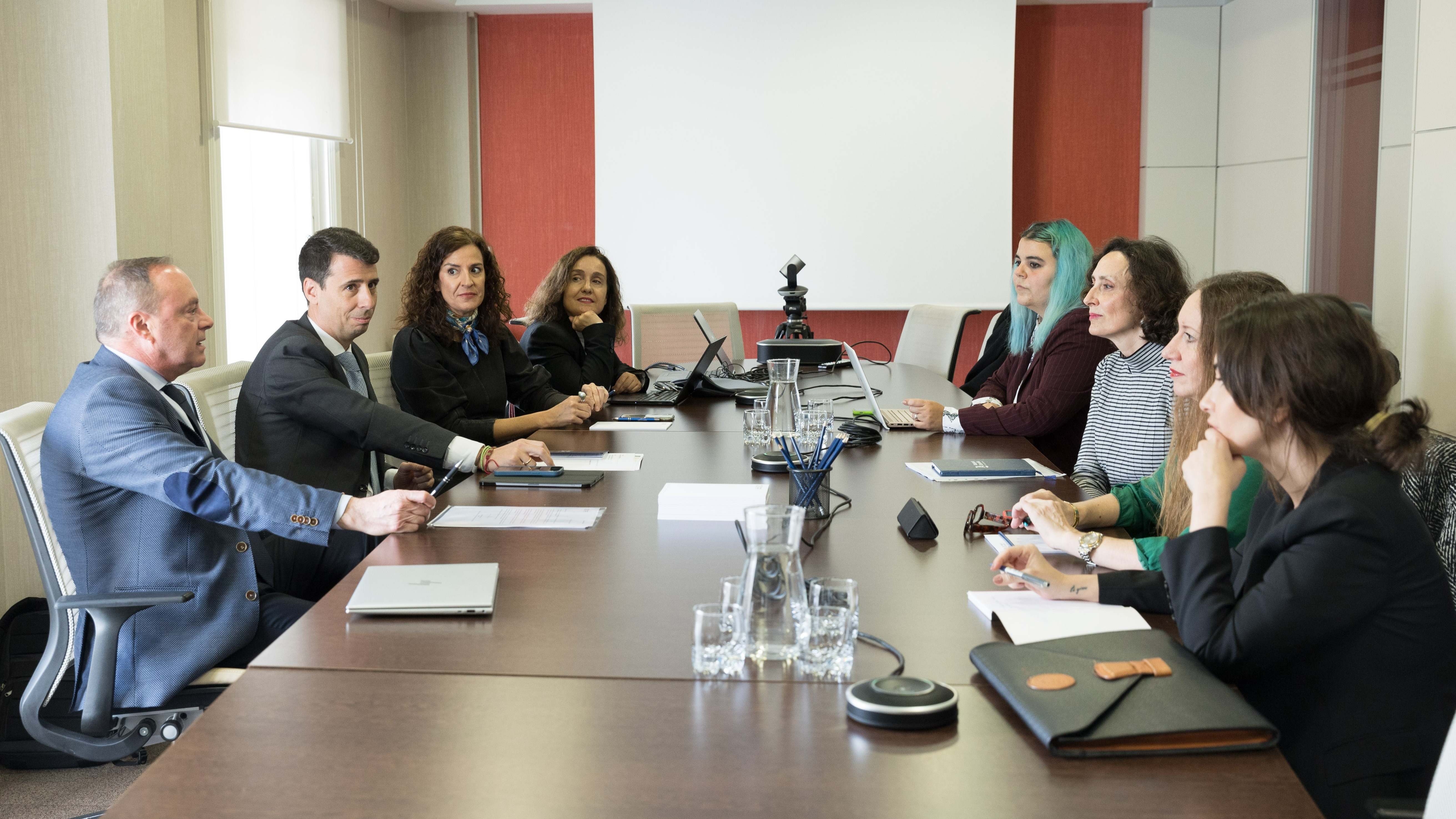 Reunión del Consejo General de la Abogacía con las asociaciones del sector