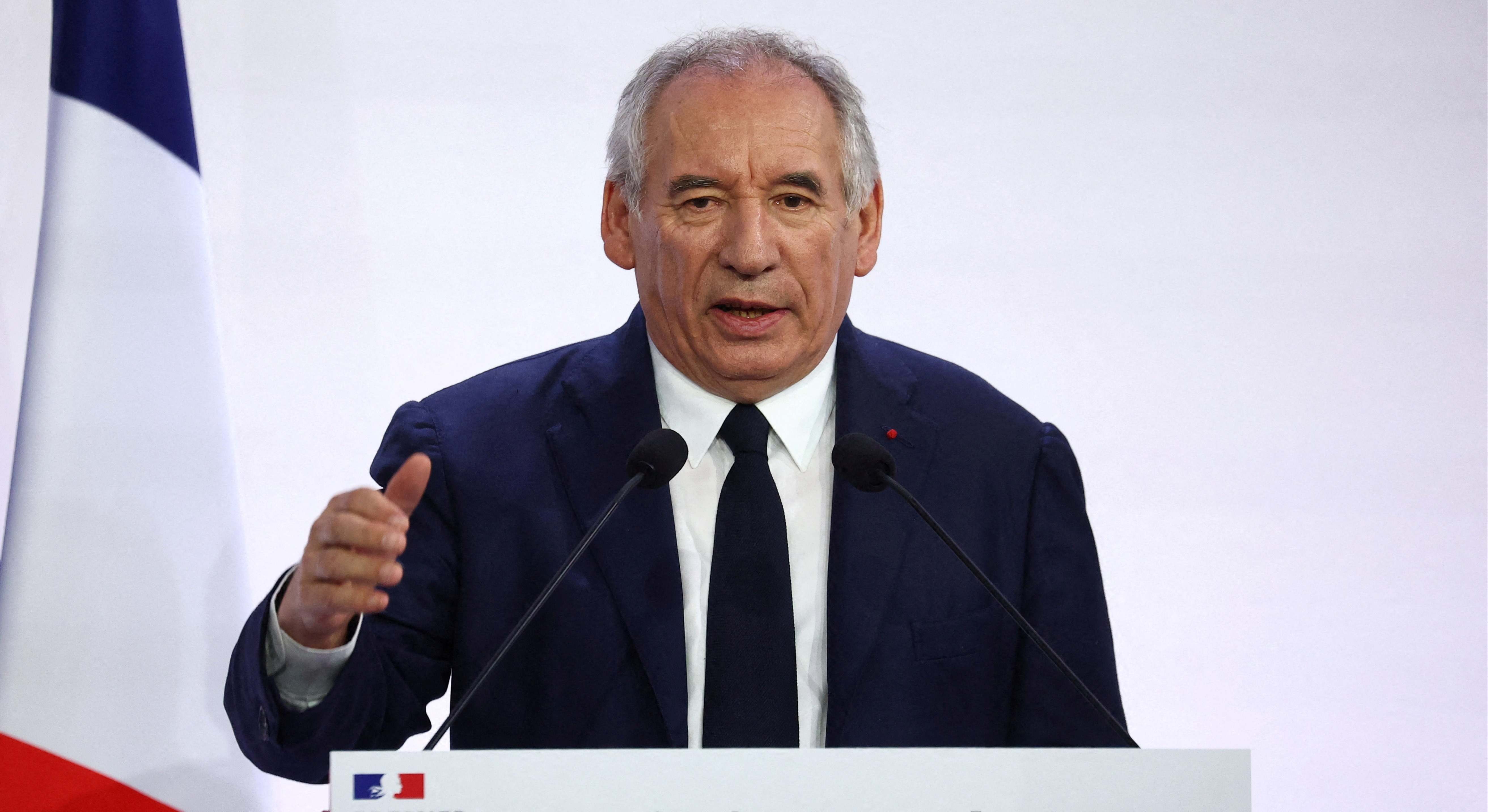 El primer ministro de Francia amenaza a la bolsa gala