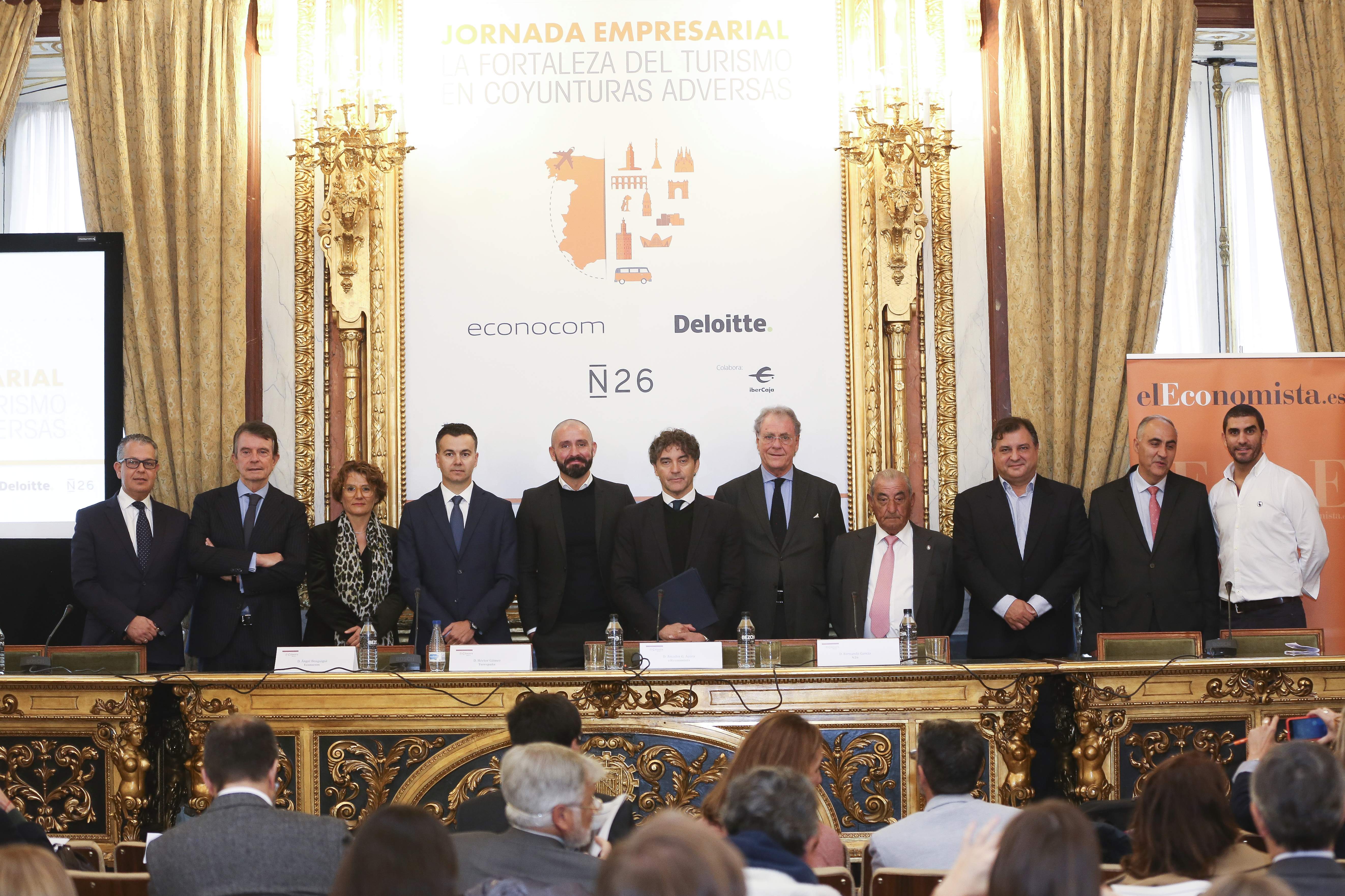 El sector reclama la colaboración de las Administraciones para sostener la pujanza del turismo