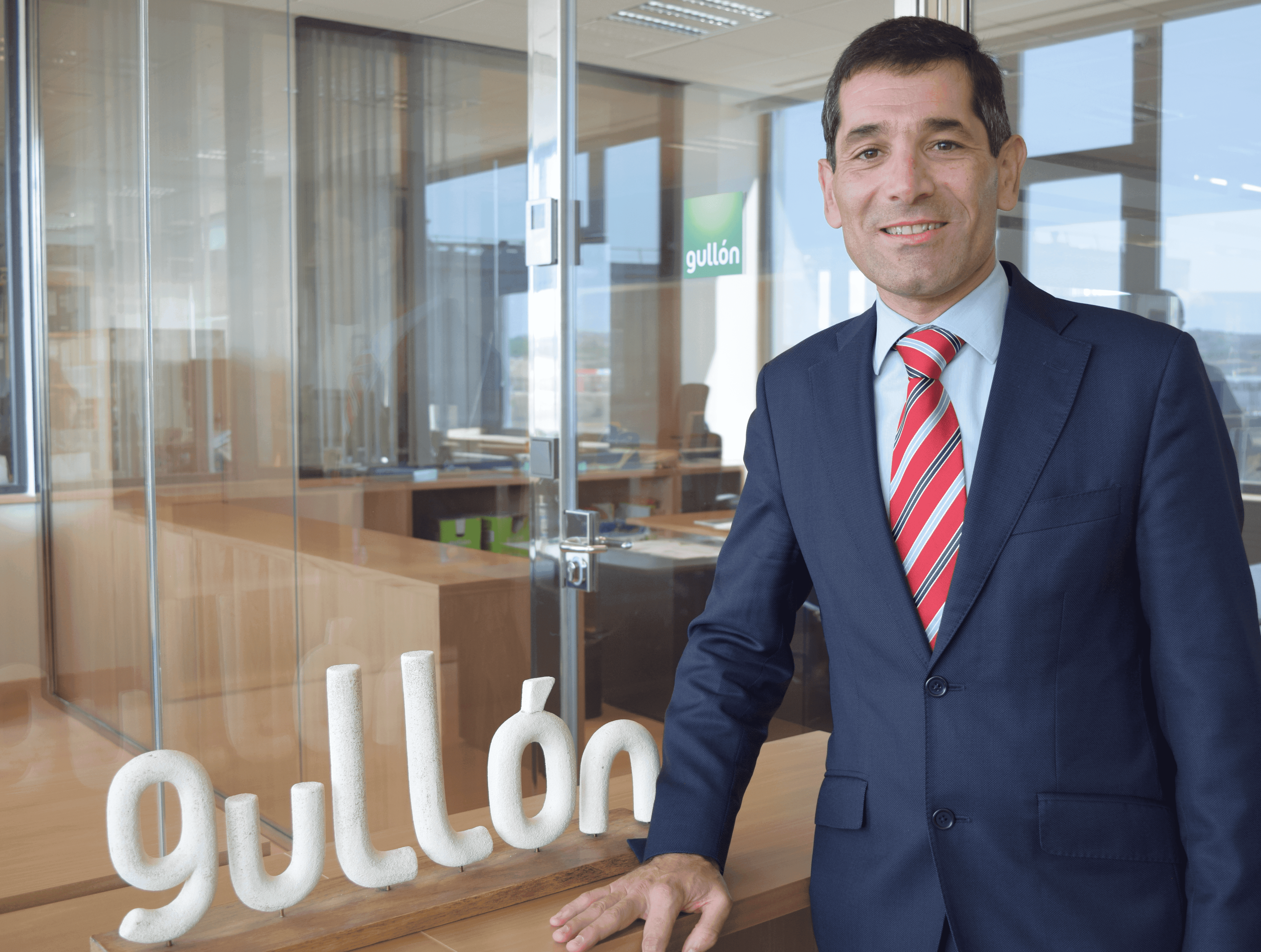 Paco-Hevia-director-Corporativo-de-Galletas-Gullon.png