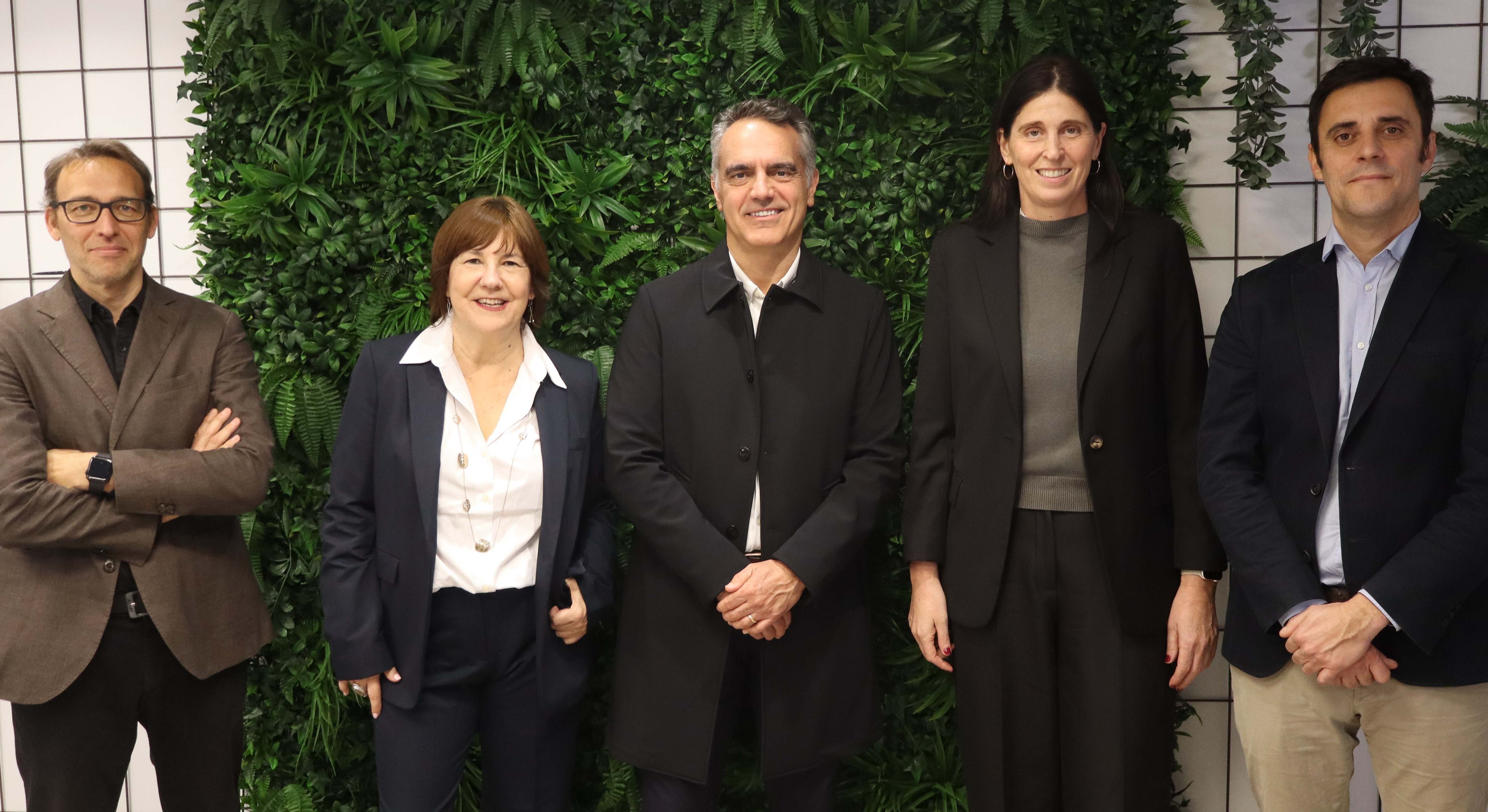 Los socios de Improven: Guillermo Jávega, Amalia Belenguer, Sergio Gordillo (Socio Director), Yanina Wax y Guillermo Prats