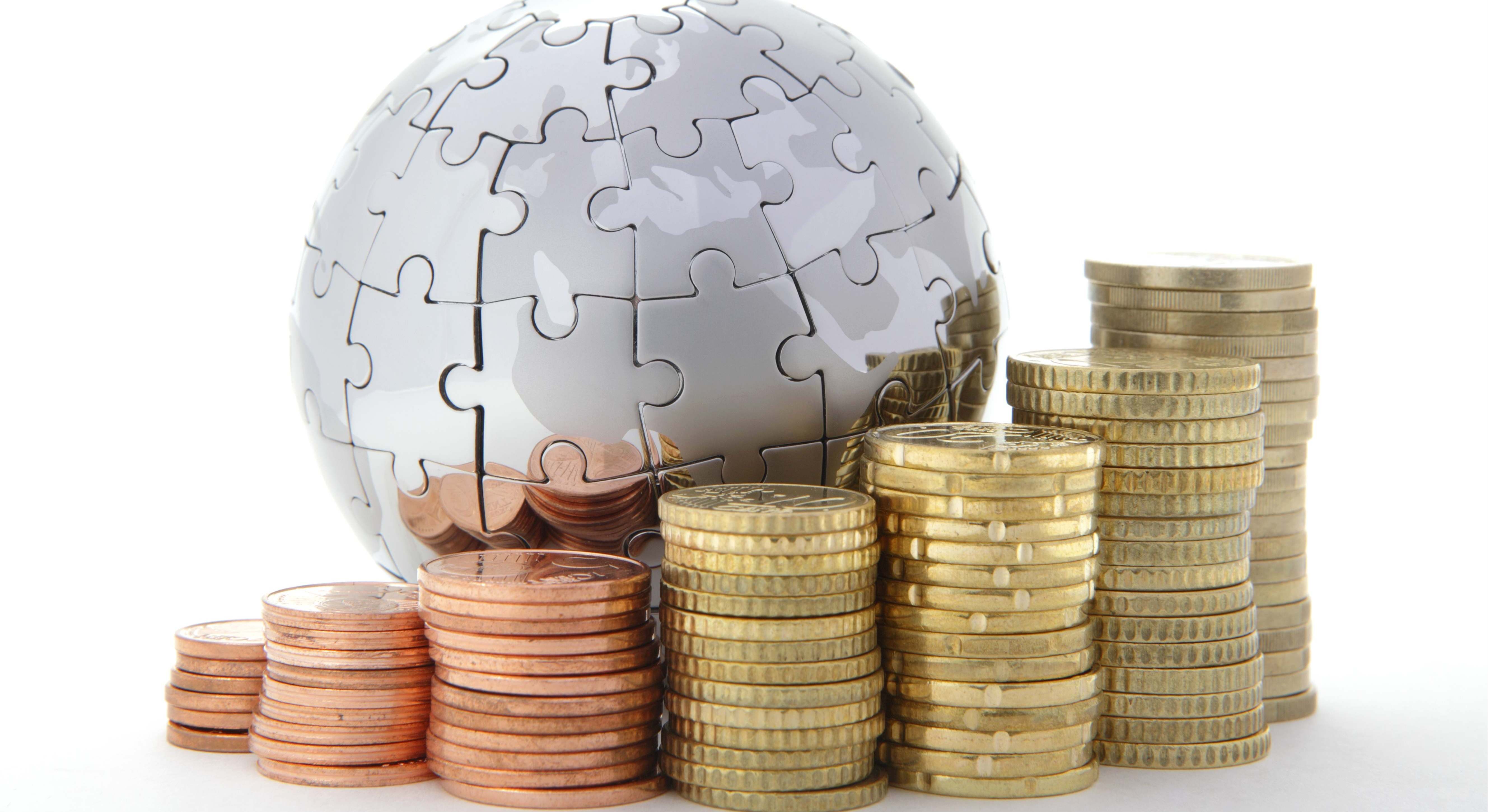 puzzle-del-mundo-con-dinero