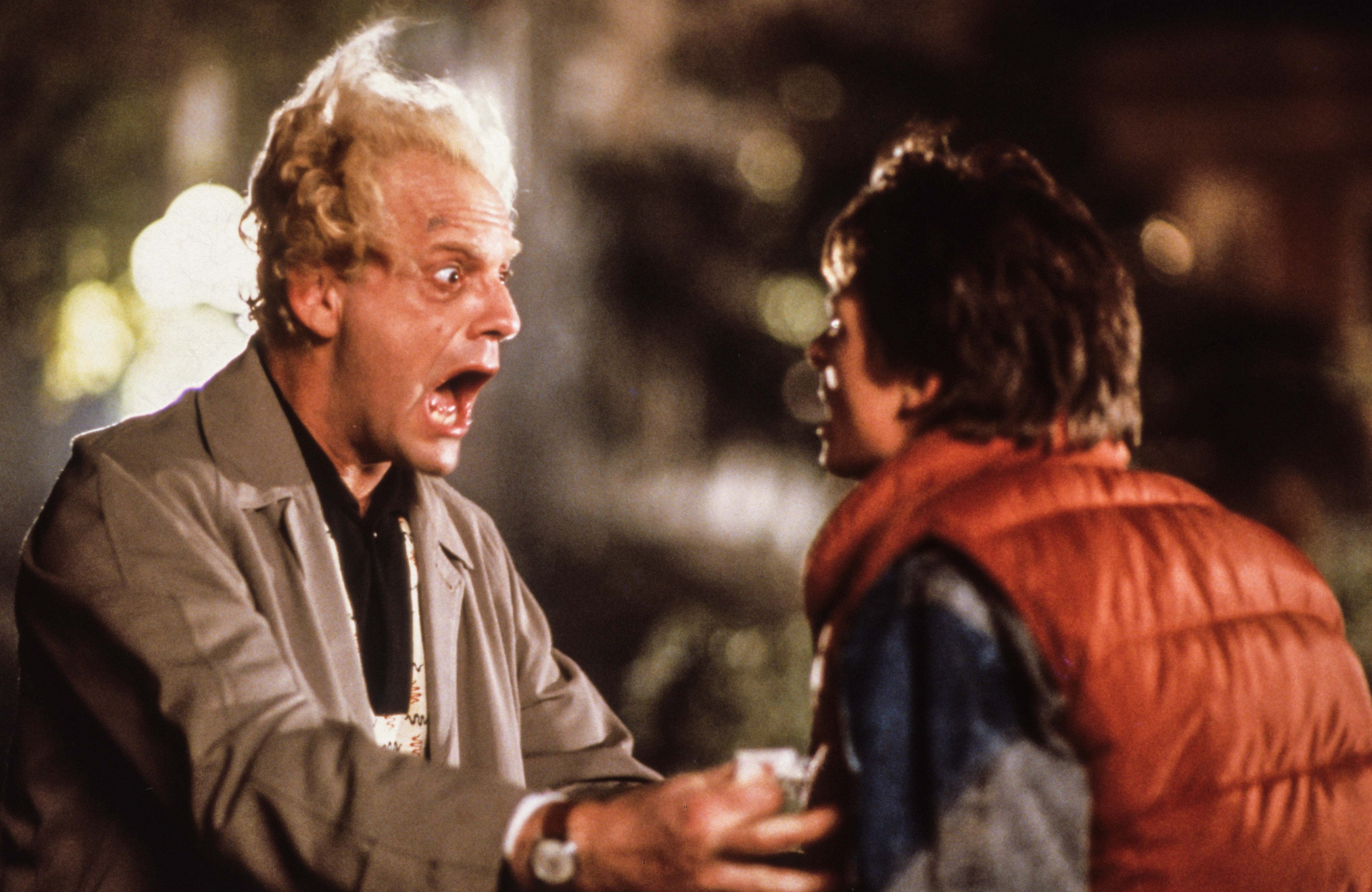 Doc y Marty McFly cine futuro