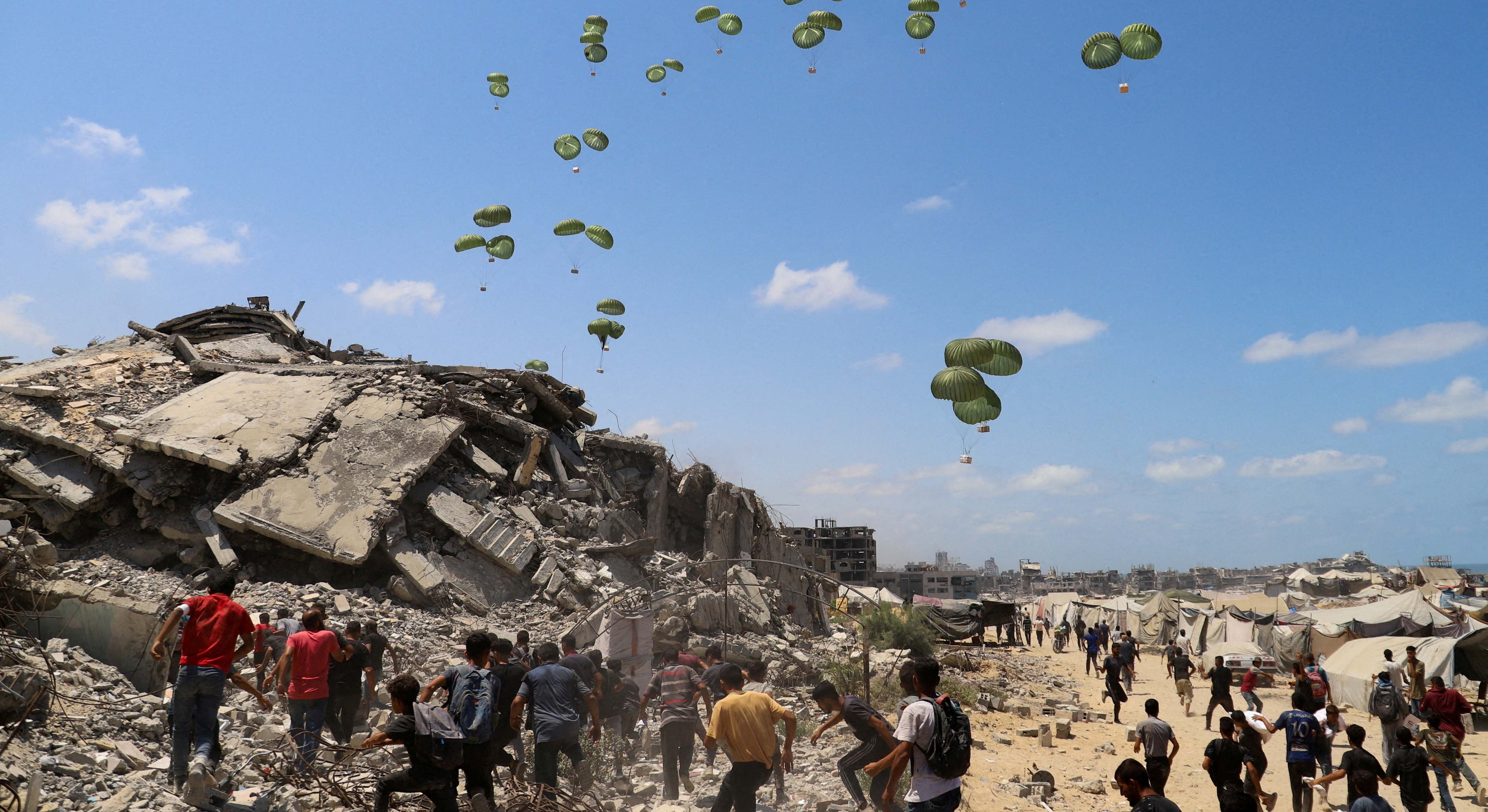 2025-08-08T010233Z_1802981639_RC292GAT5JGG_RTRMADP_3_USA-TRADE-GEOPOLITICS.JPG