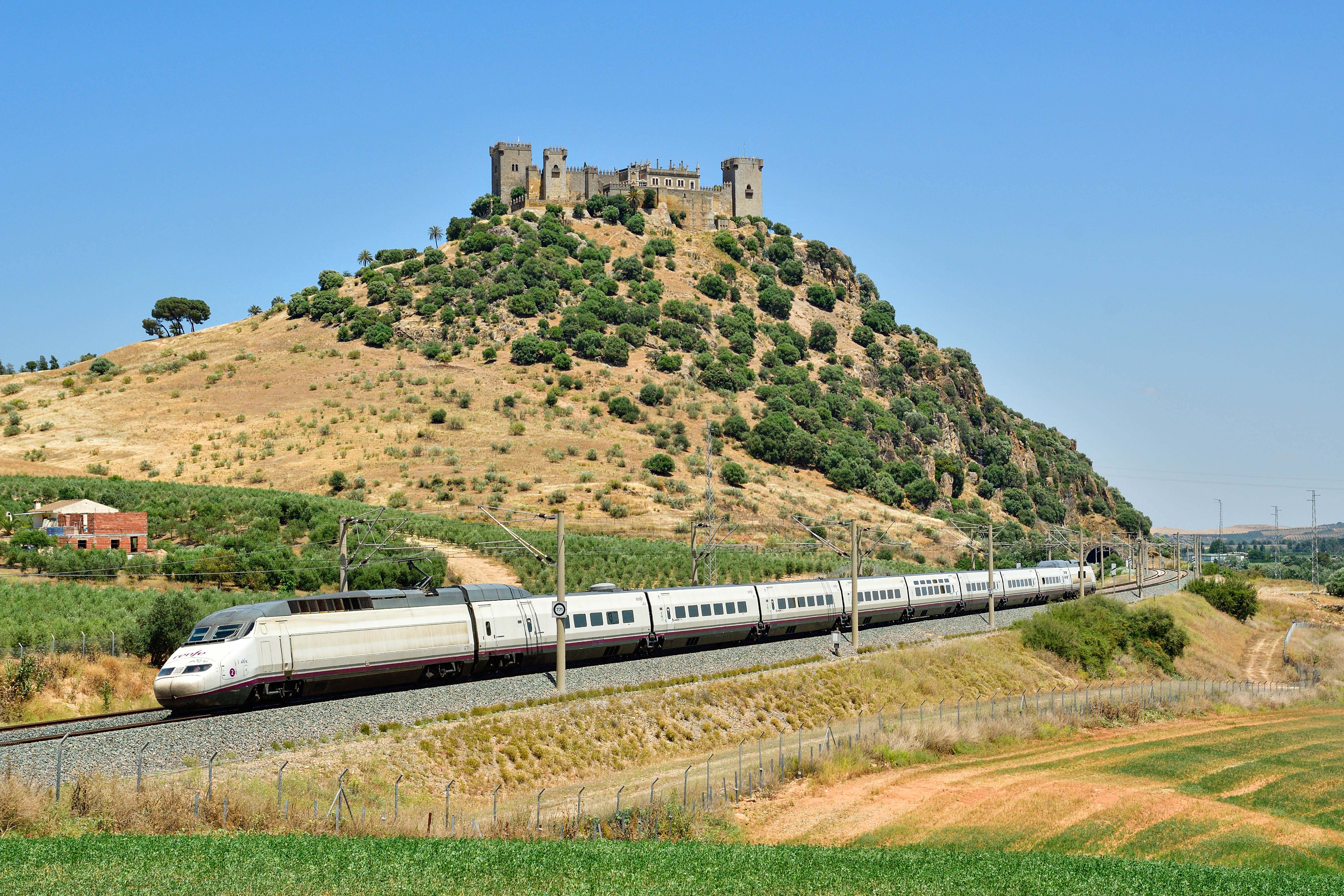 Tren AVE de la serie 100 de Renfe. / Cesare Sapienza