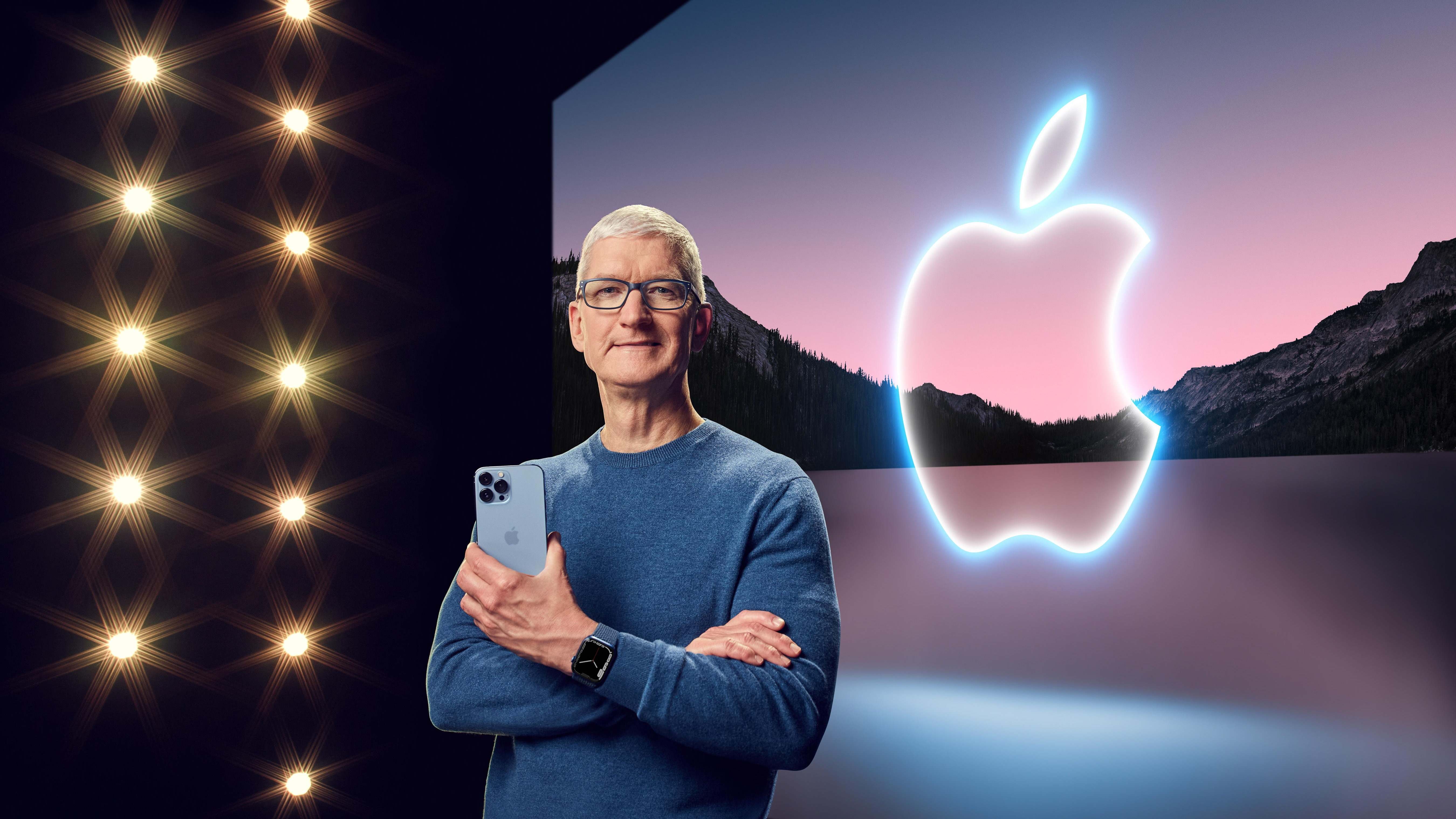 Foto del CEO de Apple, Tim Cook, en la presentación de Iphone