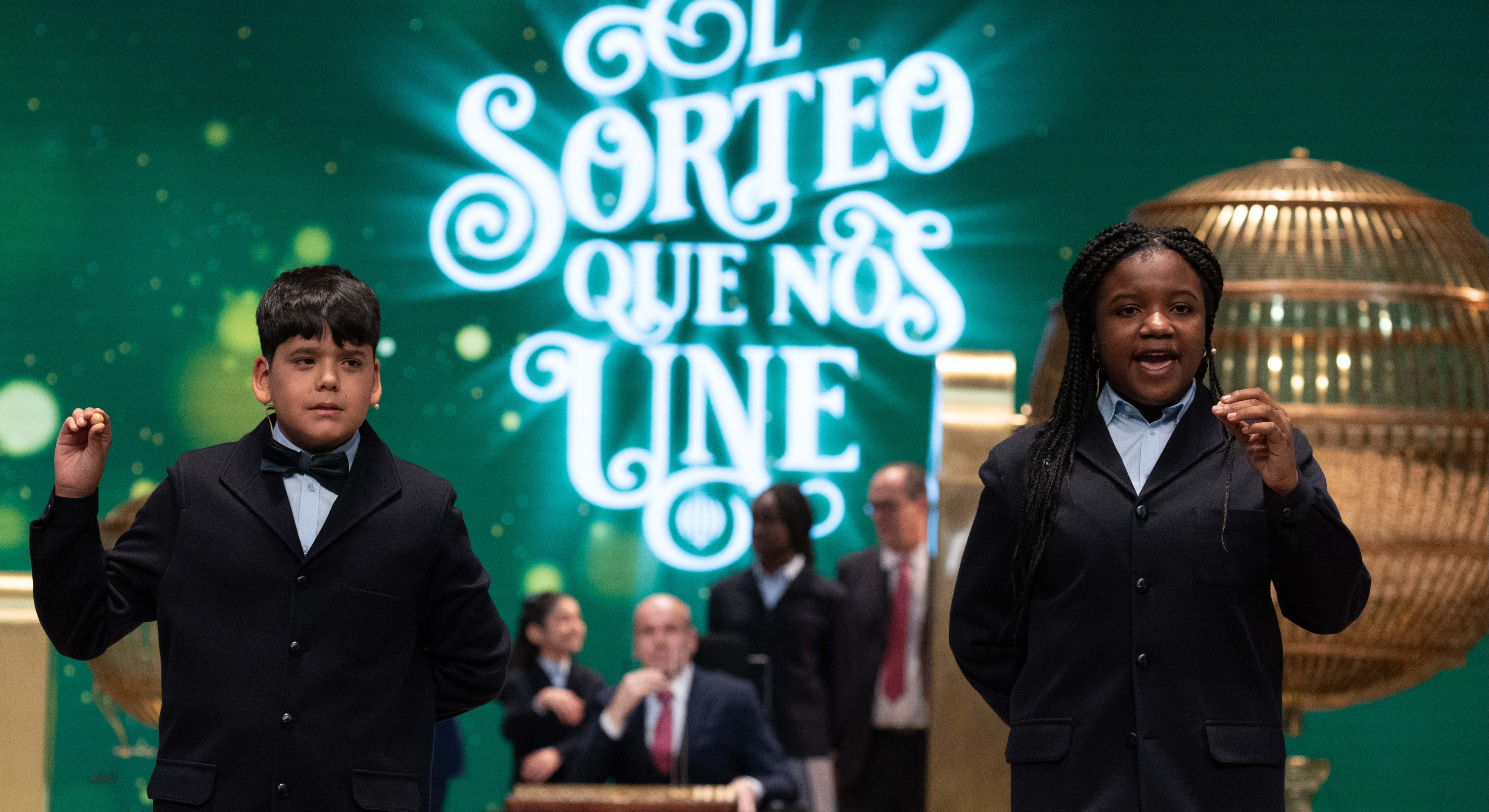 Niños de San Ildefonso cantan un premio de la Lotería de Navidad. / Foto: EP