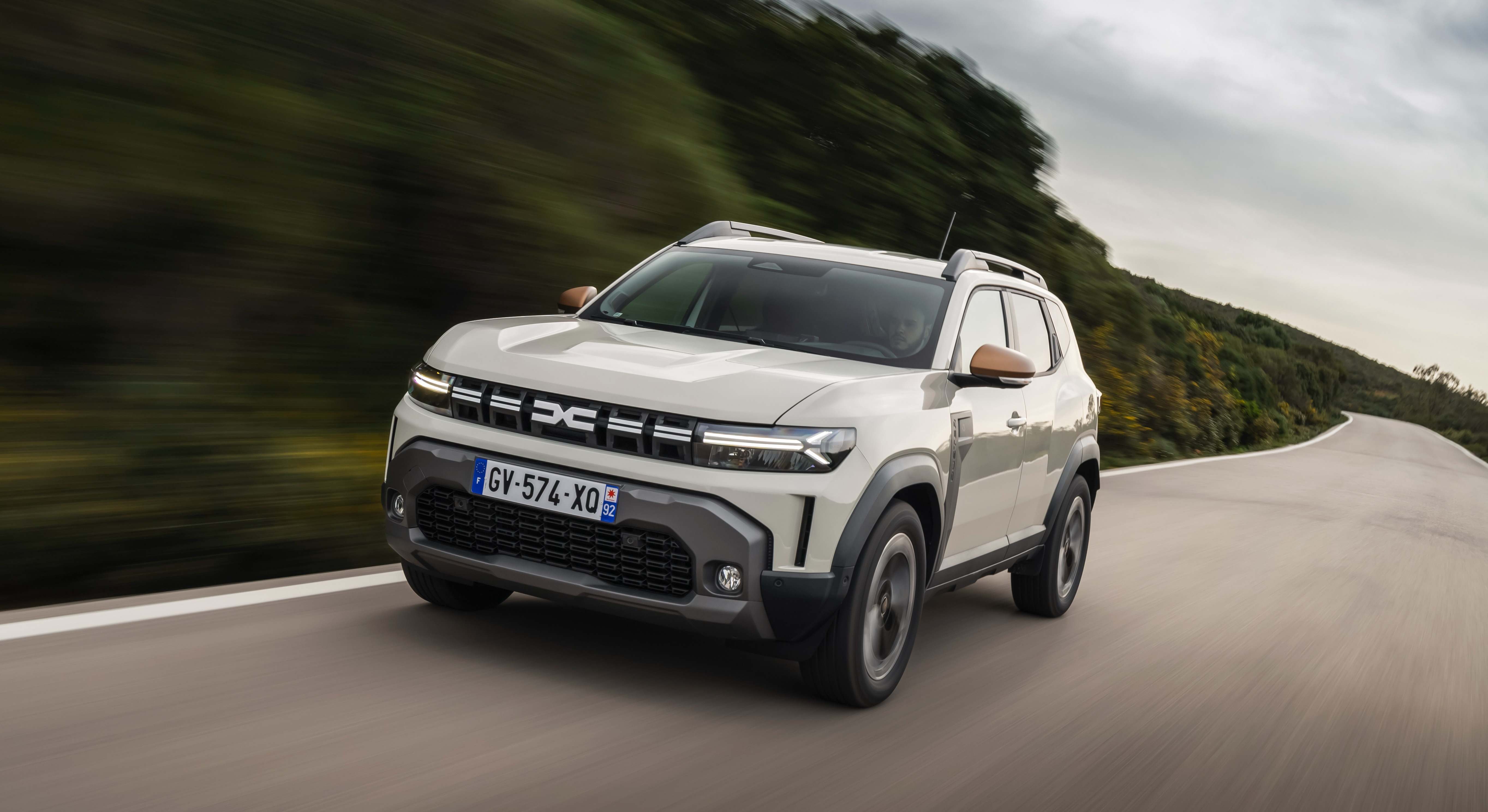 Primera prueba con el nuevo Dacia Duster, el SUV "barato" perfecto para  viajar y divertido para las escapadas 4x4