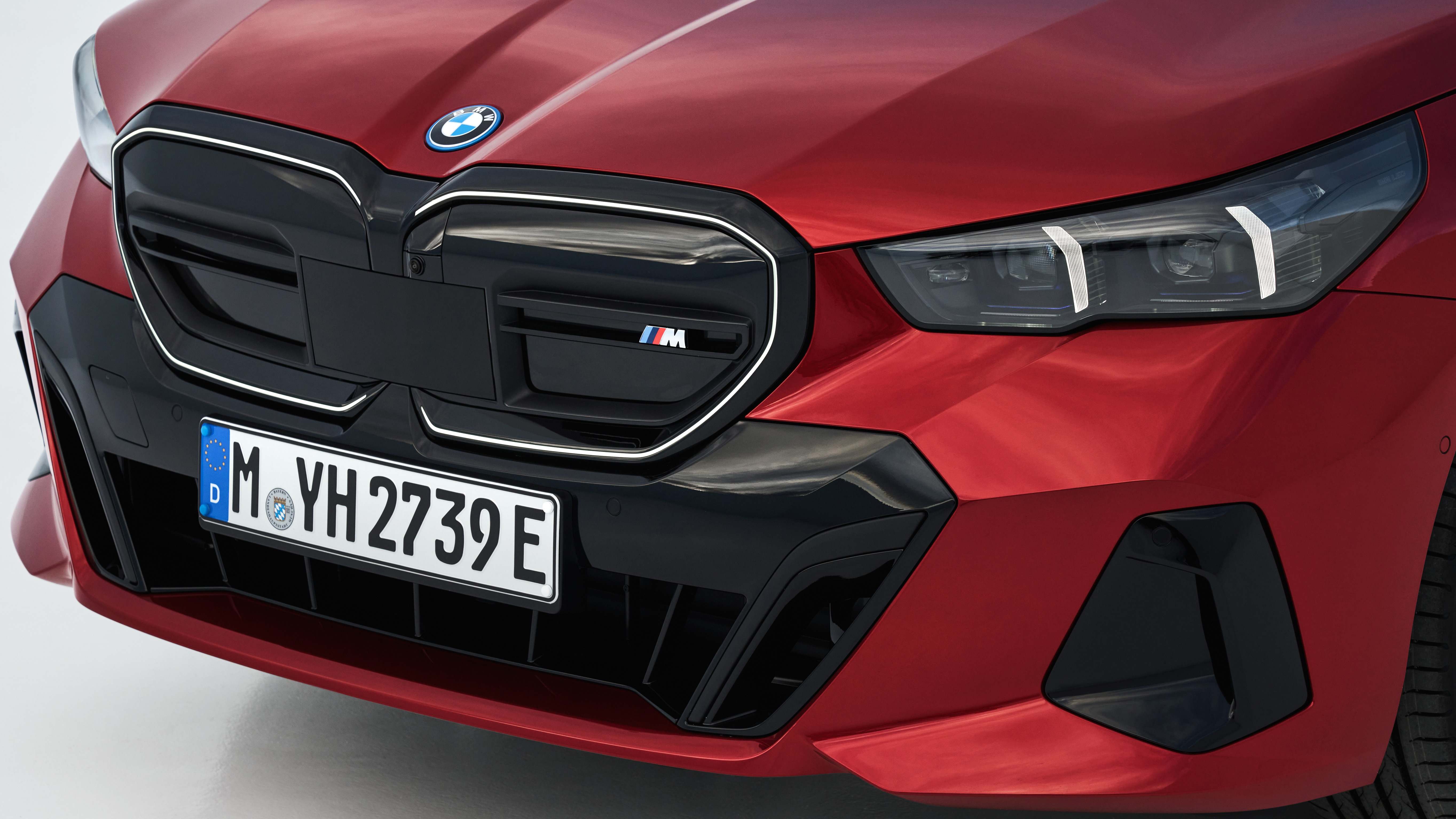 BMW frontal i5