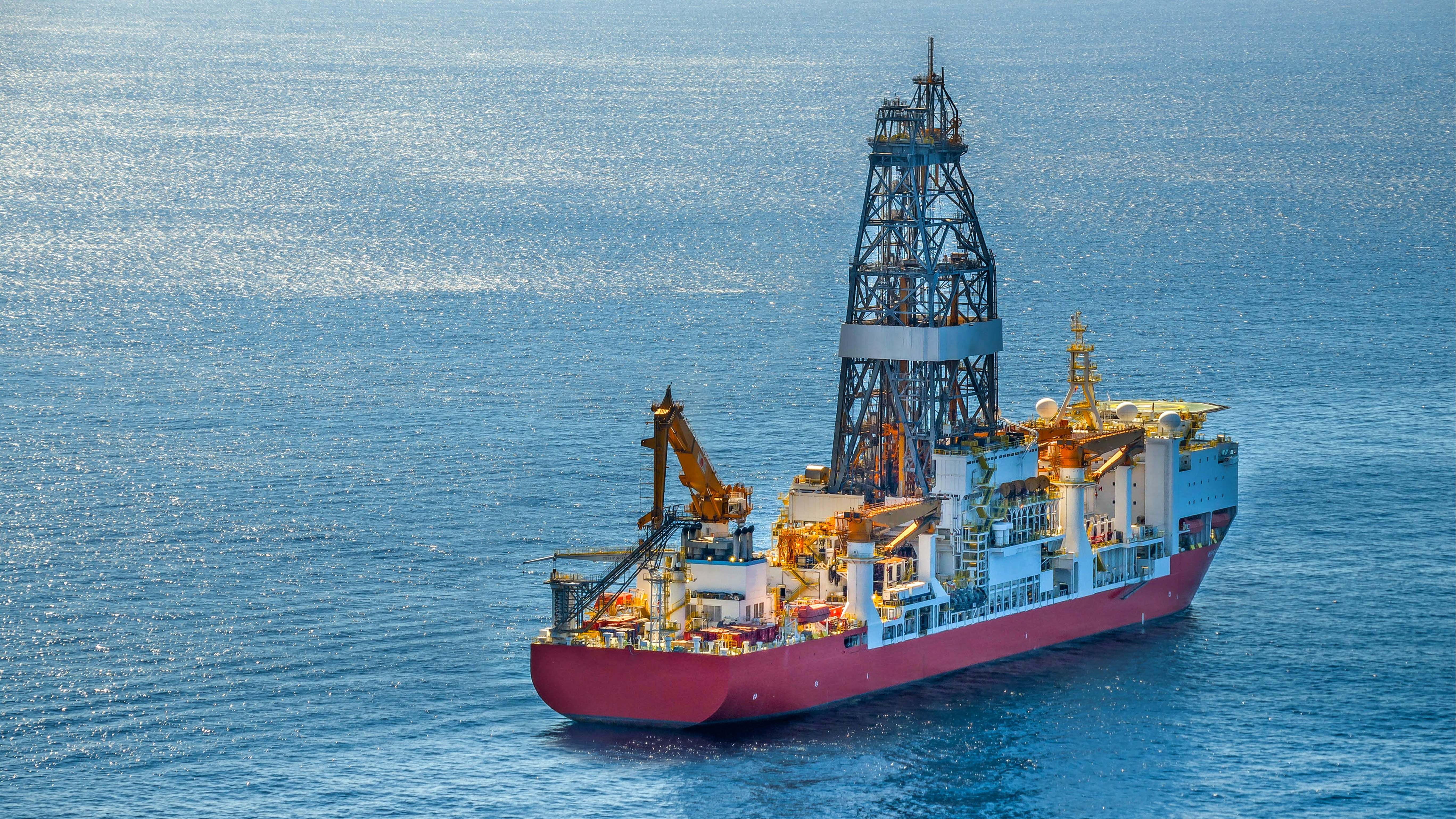 buque perforador petróleo Venezuela Esequibo