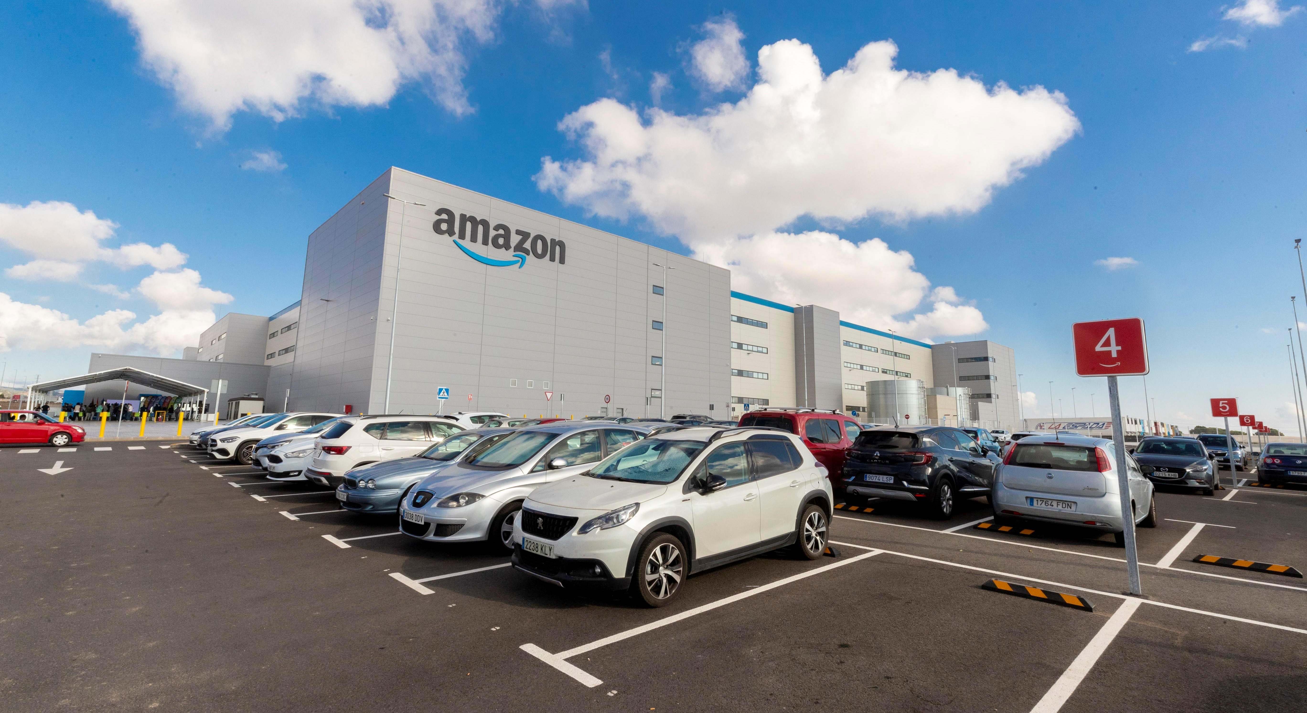 Centro logístico de Amazon en Murcia